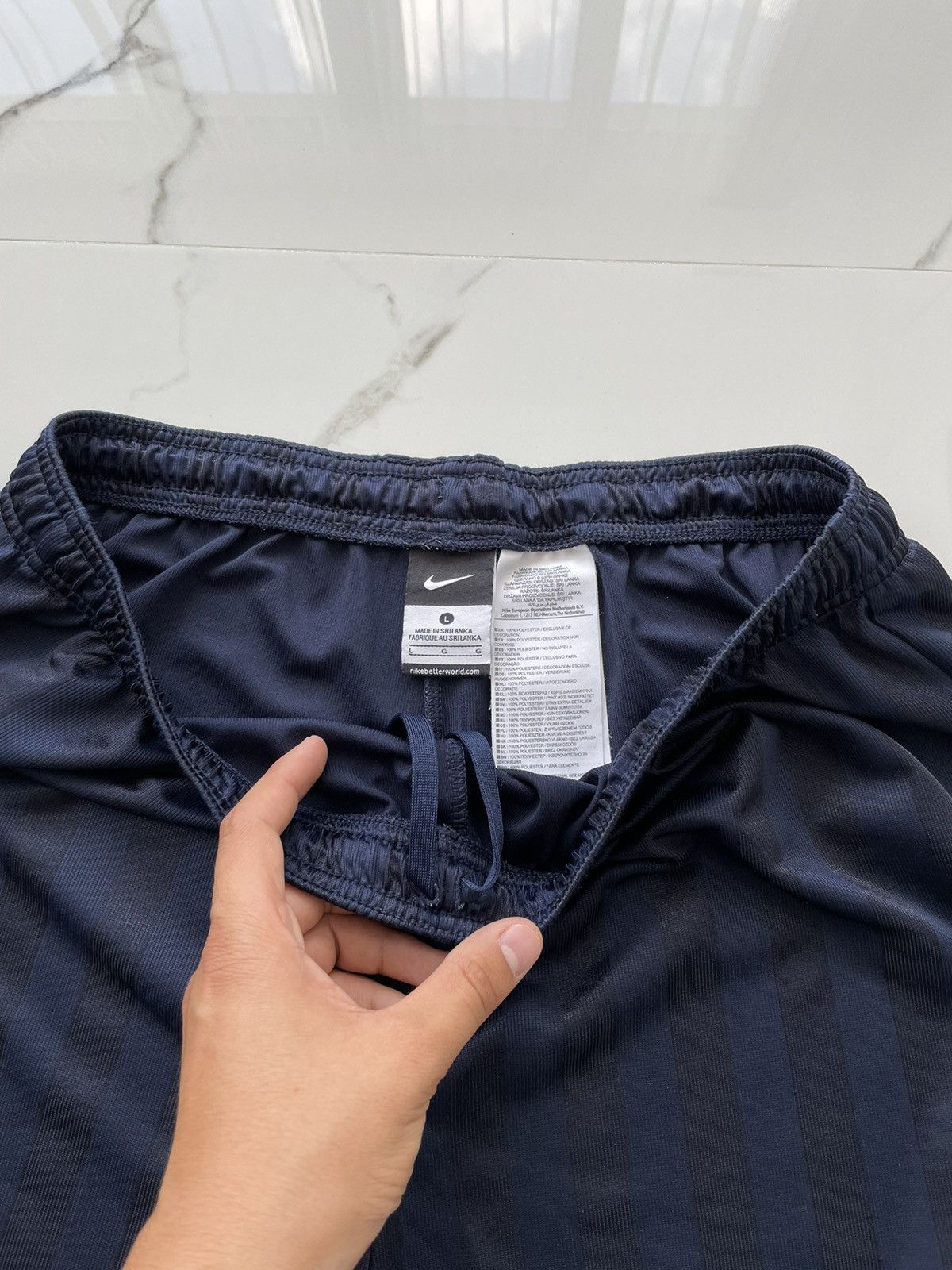 Nike Vintage Nike Y2K Swoosh Logo Shorts Size L Size US 34 / EU 50 - 6 Thumbnail