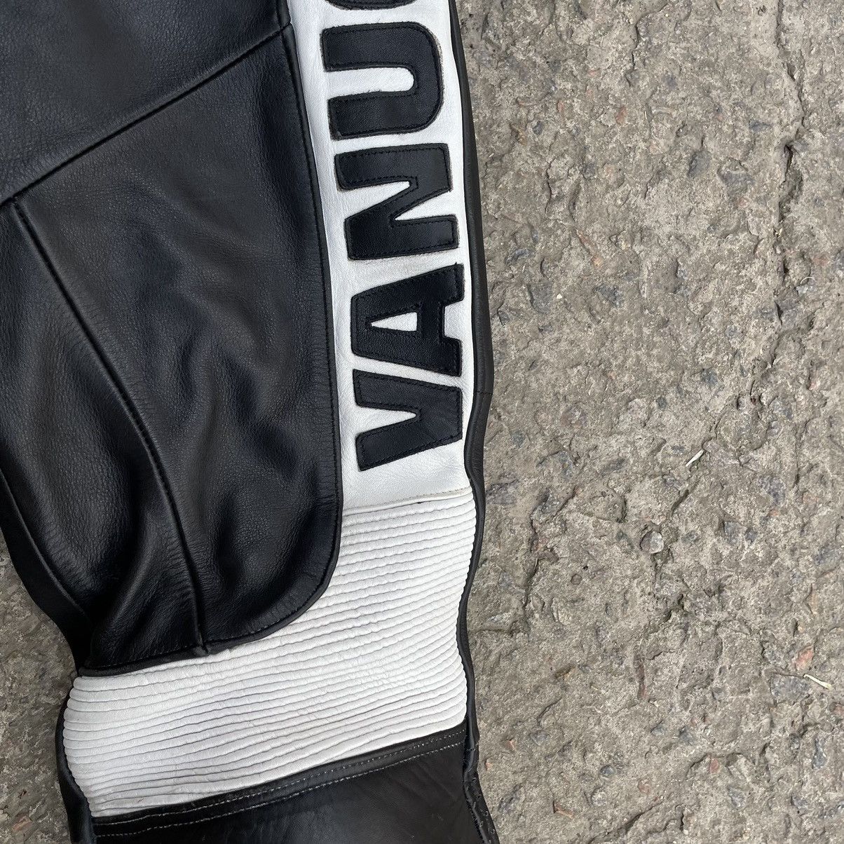 Leather Vintage Motosuit Suit Moto Vanucci Leather 50/40 Rare Size 50S - 23 Thumbnail