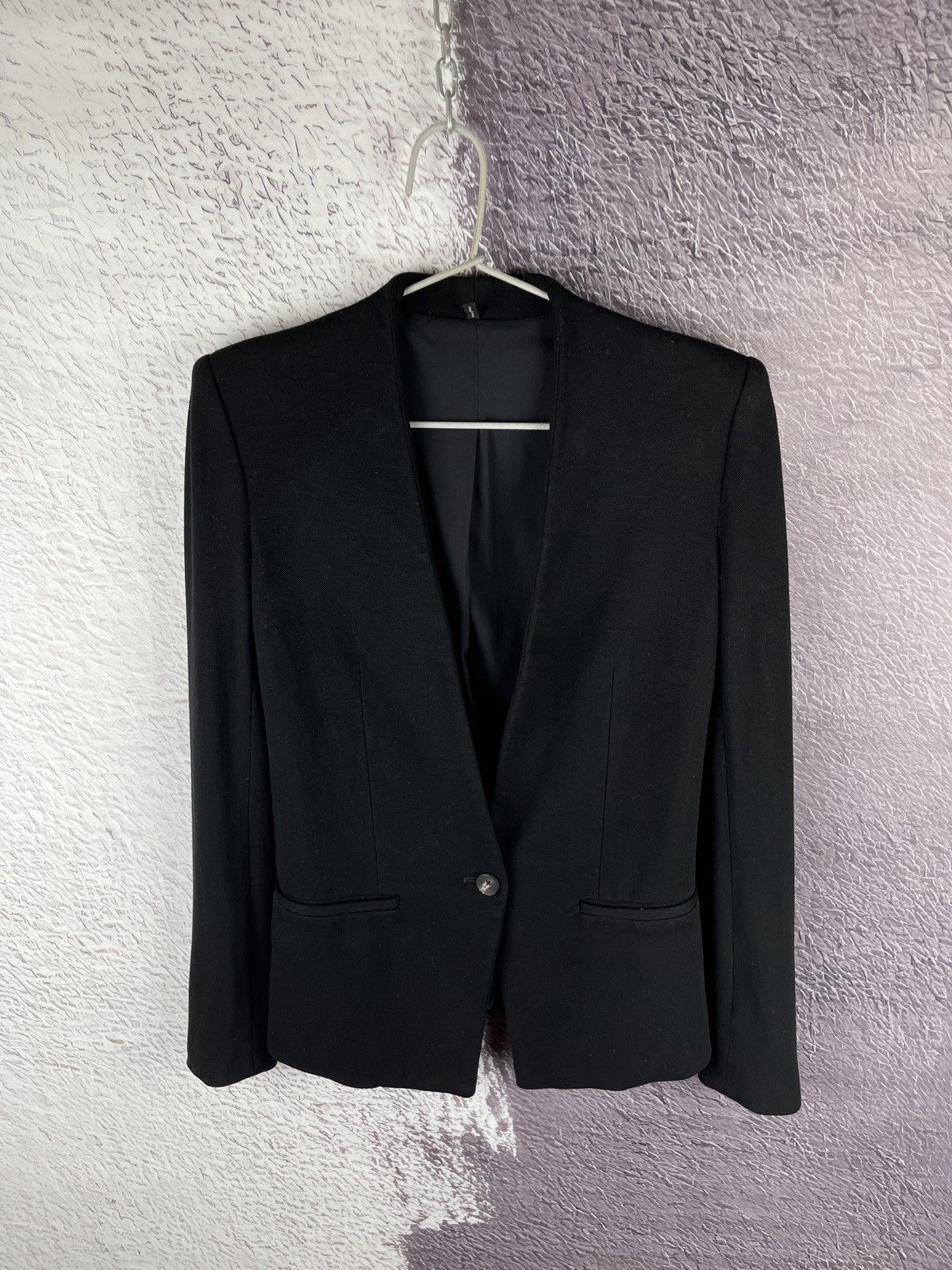 Helmut Lang Helmut Lang 00s made in USA one button black blazer y2k vntg Size XS / US 0-2 / IT 36-38 - 1 Thumbnail