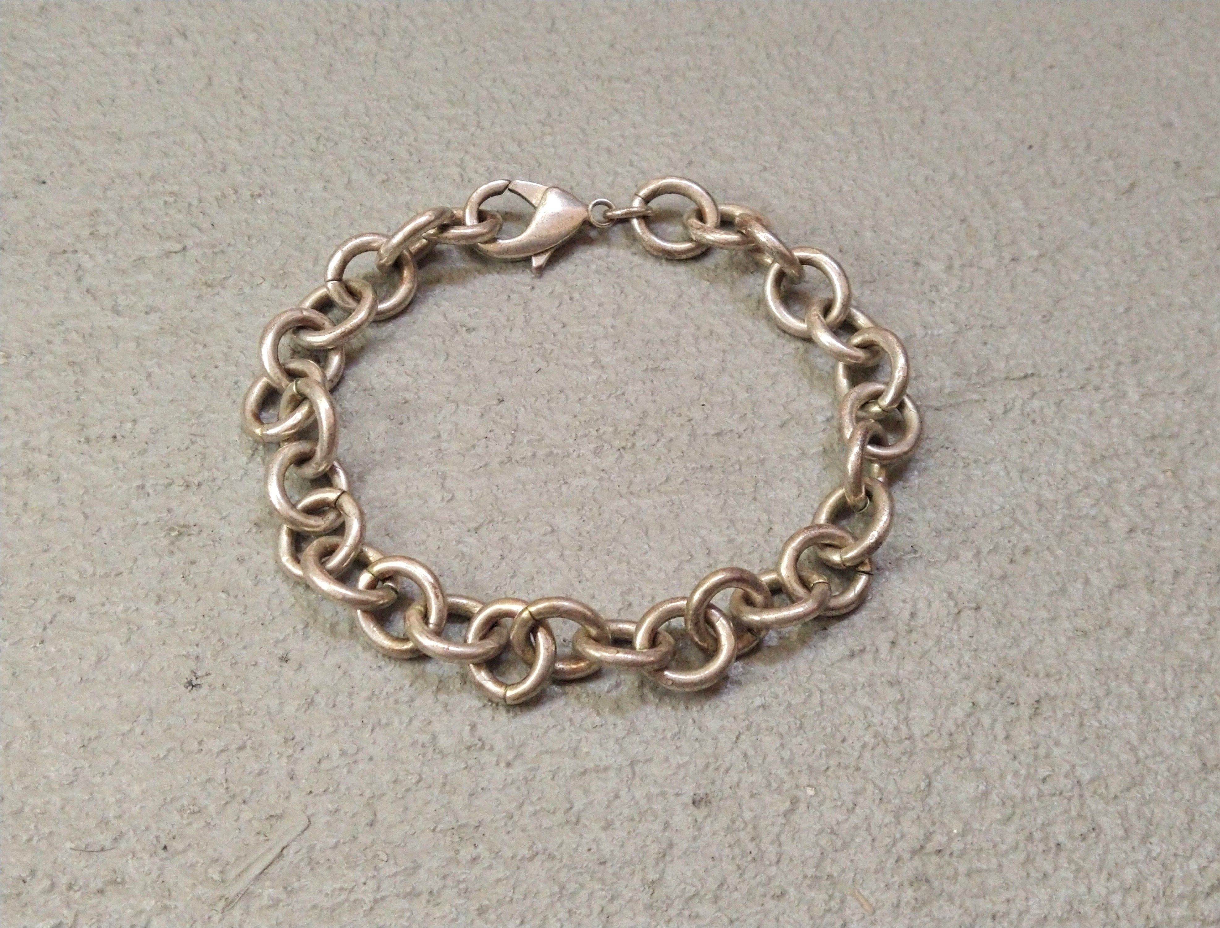 Jewelry × Vintage Vintage Bracelet Oval Chain Link Silver 8.25" Size ONE SIZE - 1 Thumbnail