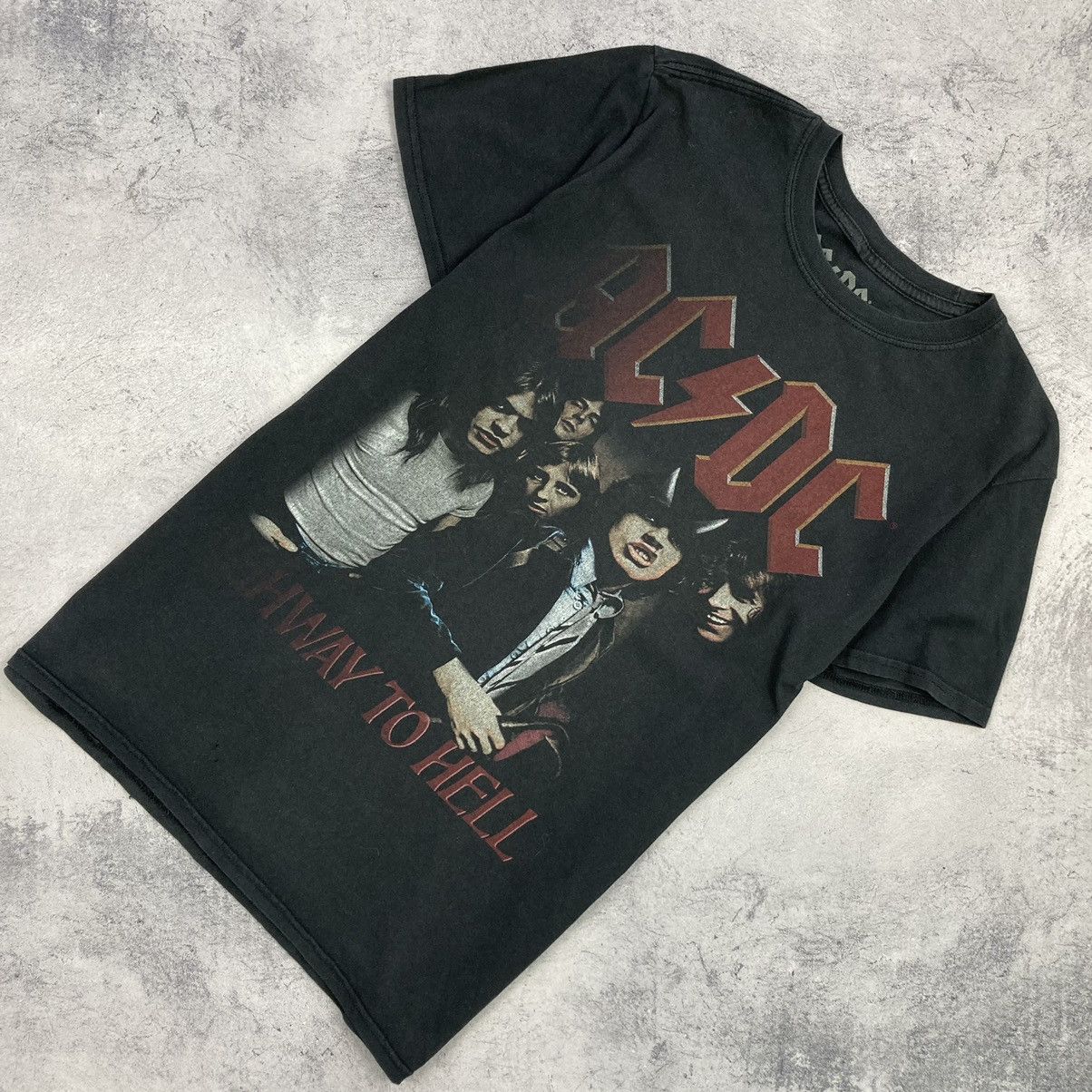 Vintage oversized ACDC Highway To Hell distressed faded Rock N