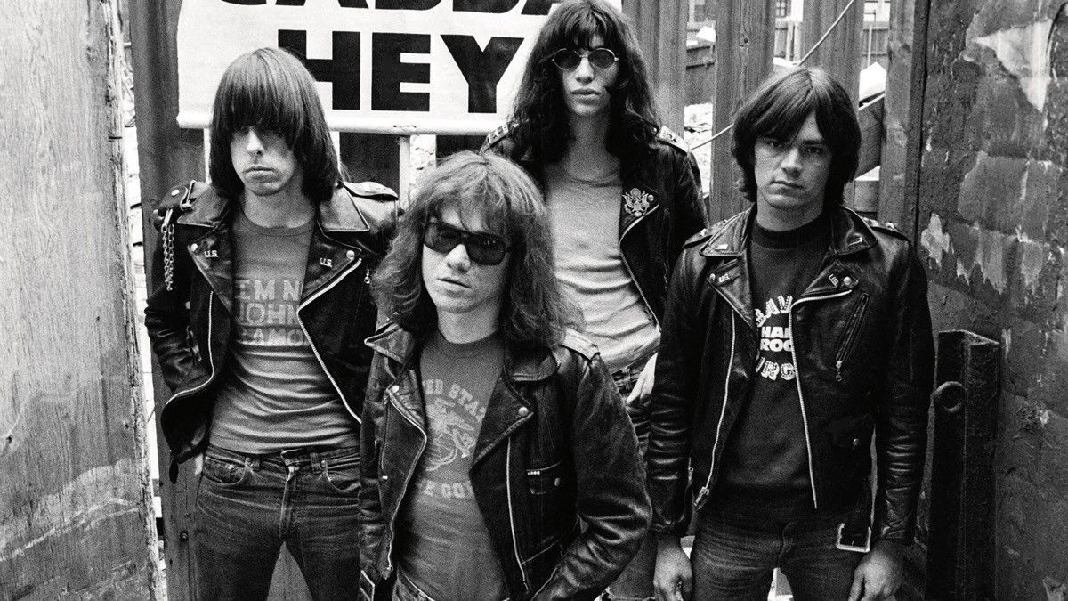 Vintage Vintage 90s Ramones Style Biker Leather Jacket Size US S / EU 44-46 / 1 - 4 Thumbnail