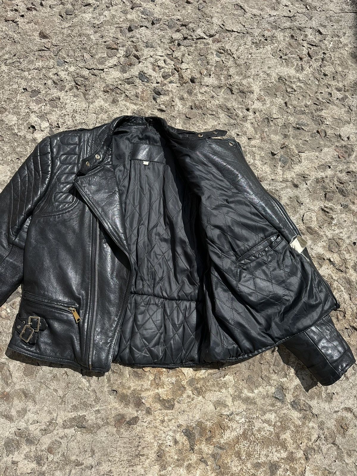 Vintage Vintage 90s Ramones Style Biker Leather Jacket Size US S / EU 44-46 / 1 - 13 Thumbnail