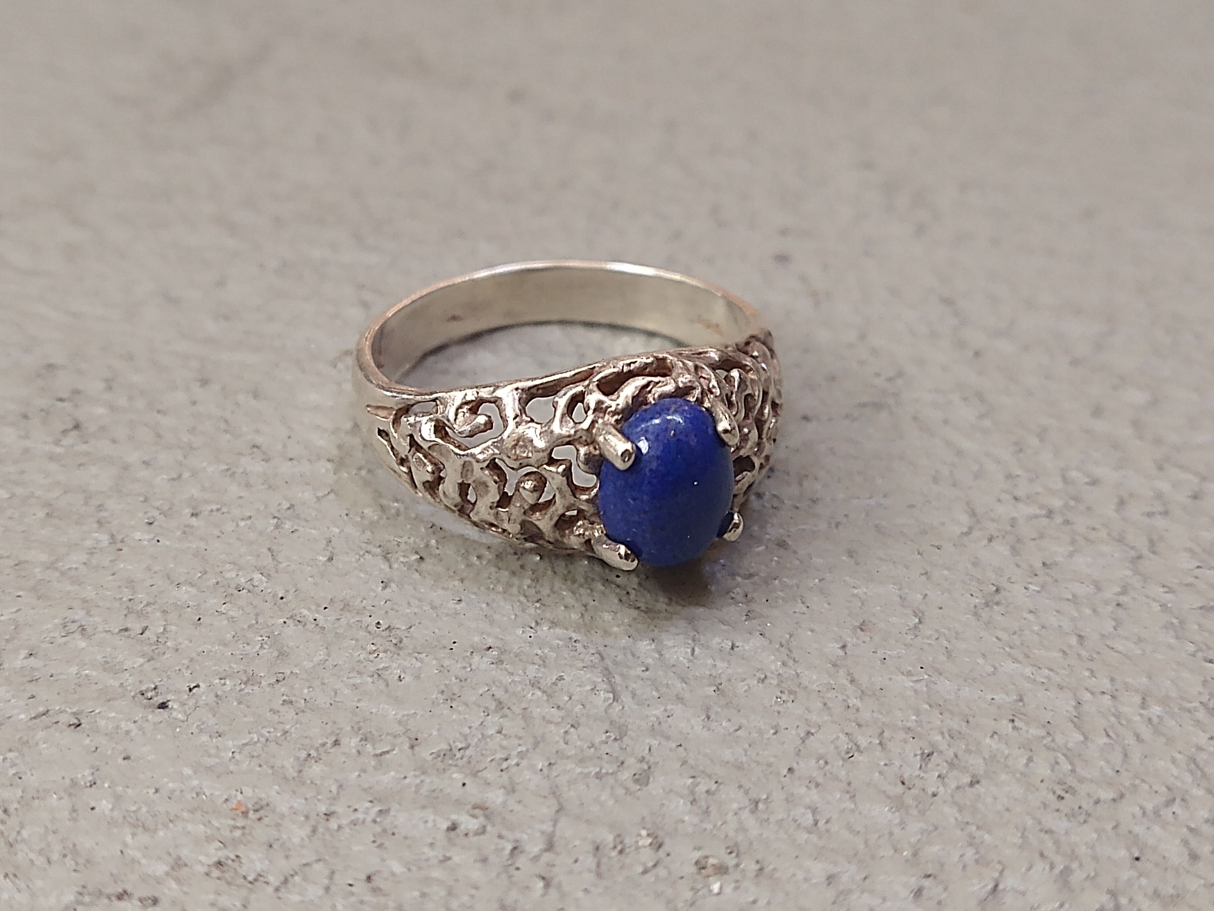 Jewelry Sterling Silver Ring Lapis Lazuli Blue Oval Modern Brutalist Size ONE SIZE - 1 Thumbnail