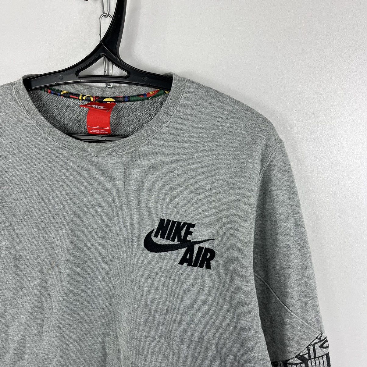 Nike Nike Air Sweatshirt Crew Neck Spell Out Logo Grey Size L Size US L / EU 52-54 / 3 - 3 Thumbnail