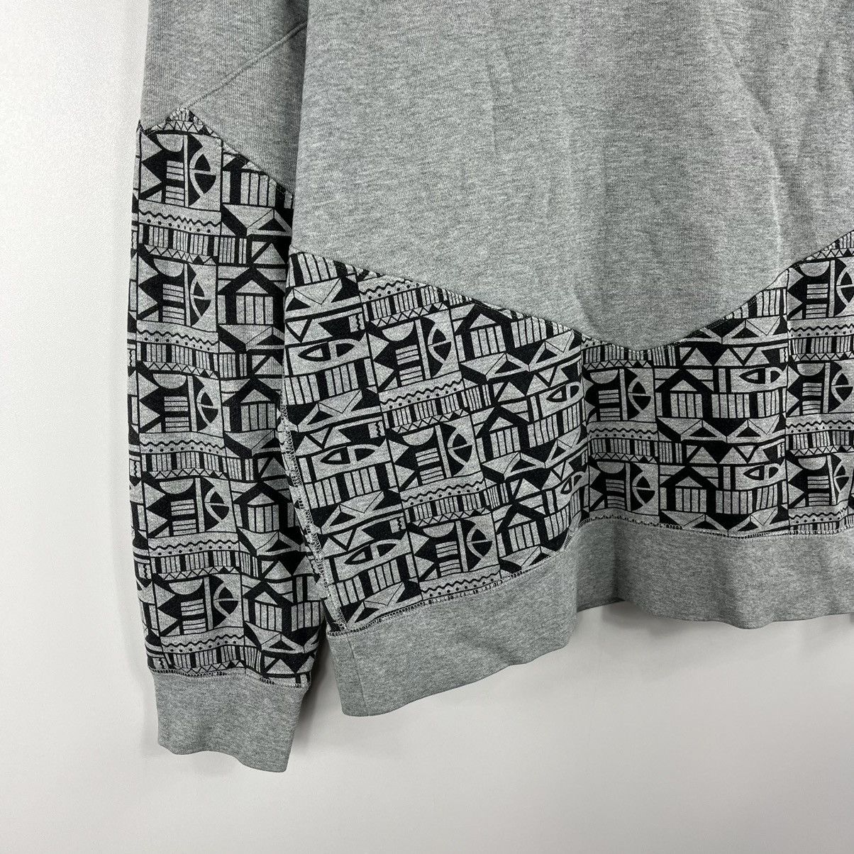 Nike Nike Air Sweatshirt Crew Neck Spell Out Logo Grey Size L Size US L / EU 52-54 / 3 - 4 Thumbnail