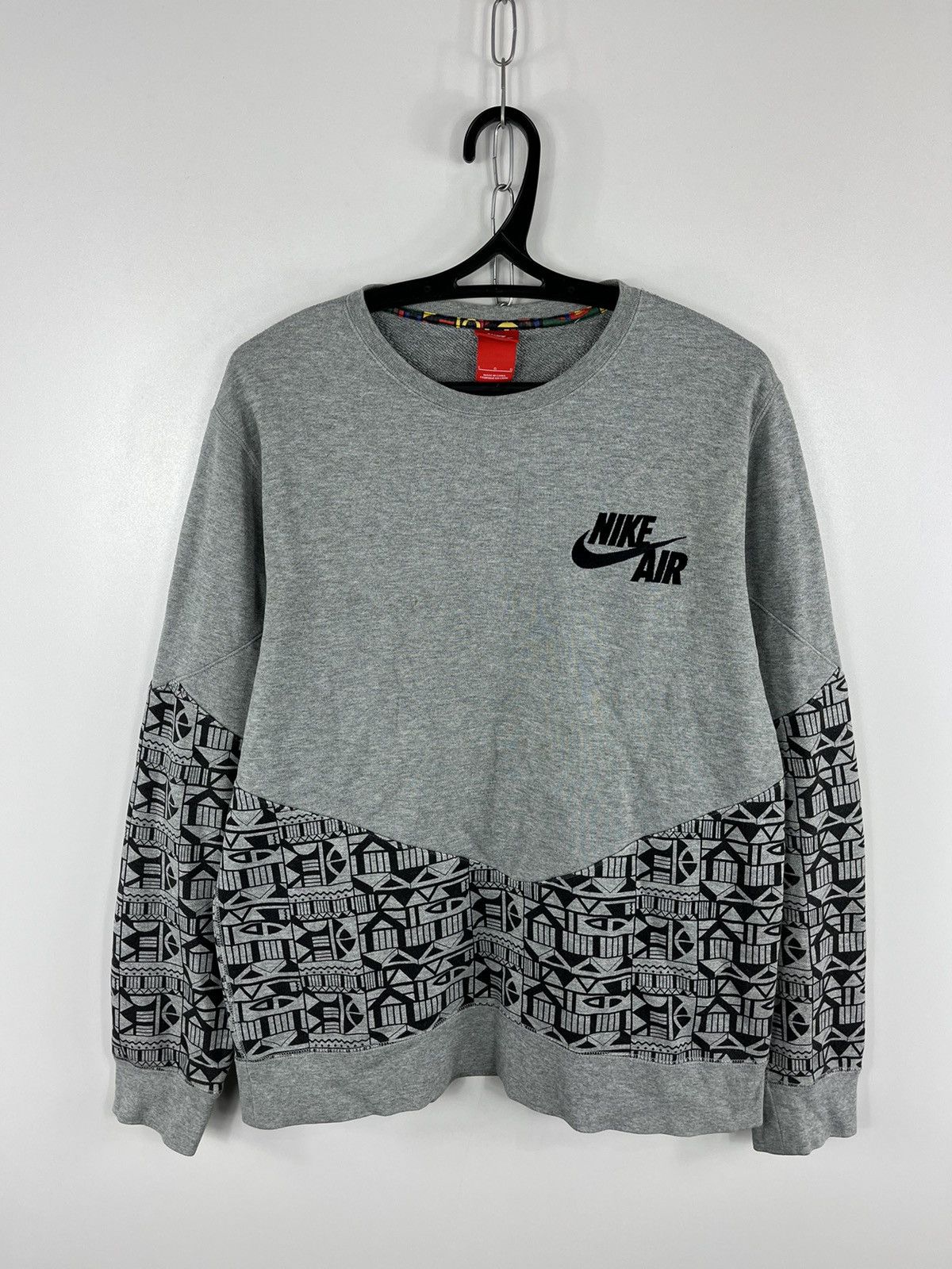 Nike Nike Air Sweatshirt Crew Neck Spell Out Logo Grey Size L Size US L / EU 52-54 / 3 - 1 Thumbnail