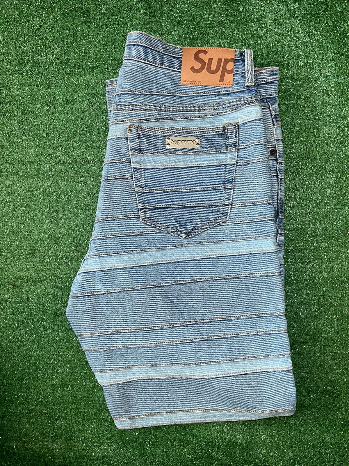 Supreme Supreme Layered Jean FW22 (Washed Blue) | Grailed