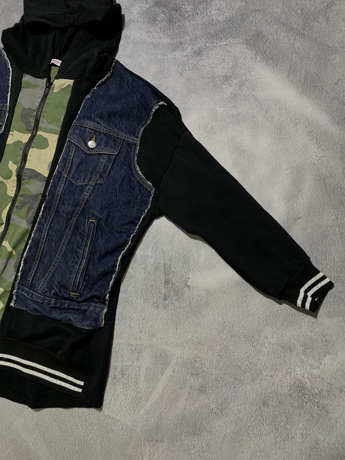 Japanese Brand × Vintage VintageY2K Japanese camo zip hoodie streetwear style size XL Size XL / US 12-14 / IT 48-50 - 4 Thumbnail