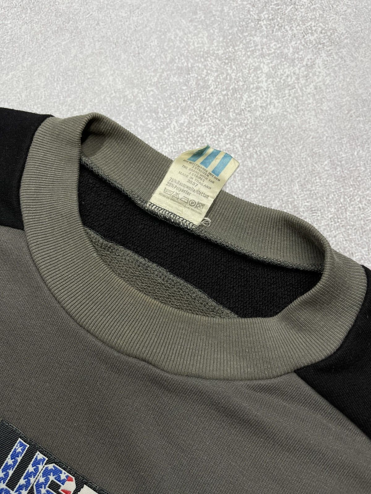 Adidas Vintage 80’s Adidas USA Sweatshirt Center Logo Rare Y2K Size US L / EU 52-54 / 3 - 6 Thumbnail