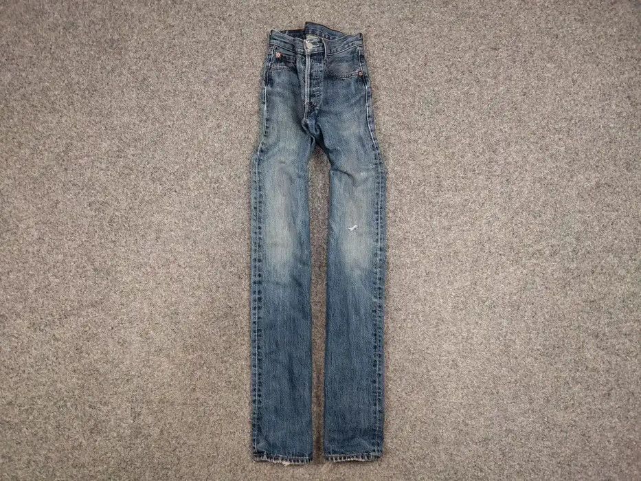 Levi's Vintage 90's Levis 501 Distressed Blue Faded Denim Jeans Size US 28 / EU 44 - 1 Thumbnail