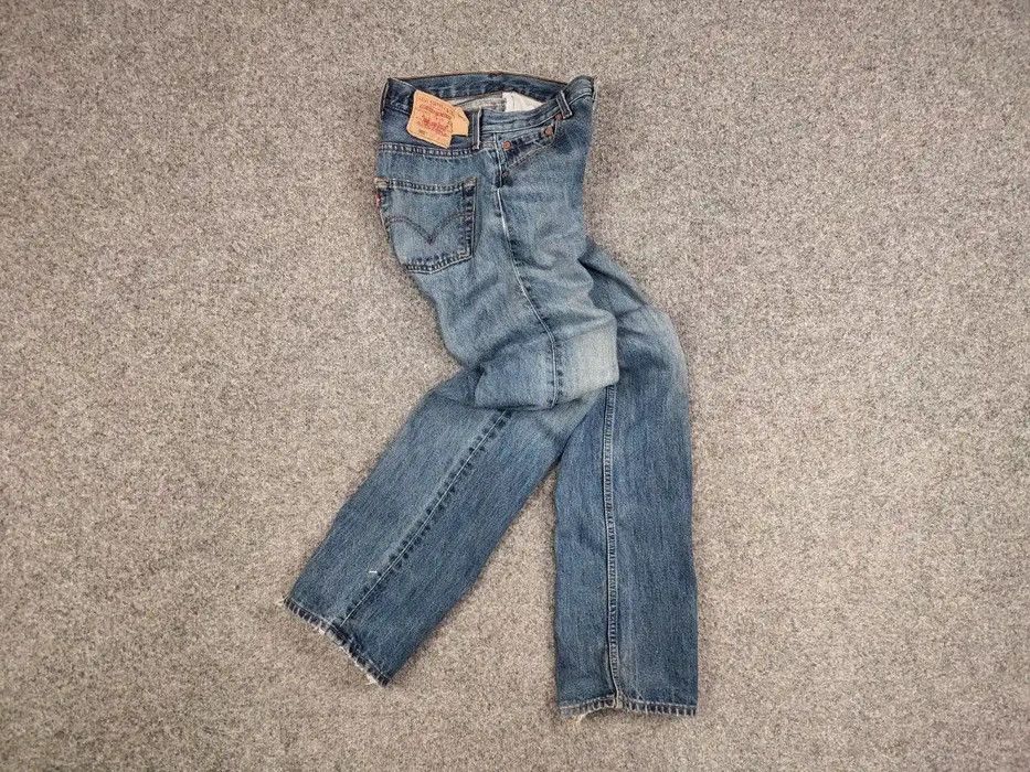 Levi's Vintage 90's Levis 501 Distressed Blue Faded Denim Jeans Size US 28 / EU 44 - 7 Thumbnail