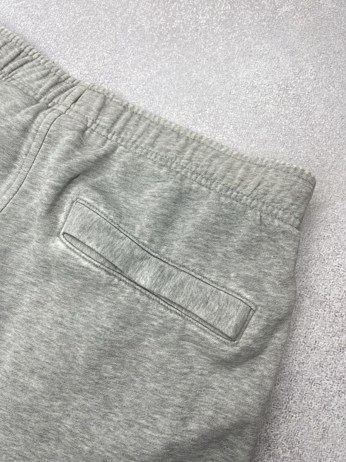 Vintage Nike Basic Sweatpants Grey Joggers Drill Swoosh Y2K