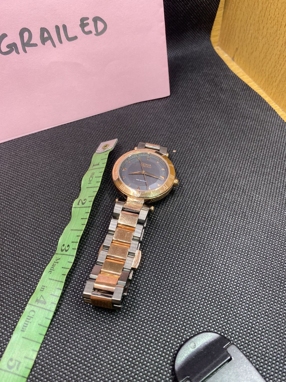 Vivienne Westwood OFFER YOUR PRICE🔥 unopened glass sticker Vivienne westwood Size ONE SIZE - 13 Thumbnail