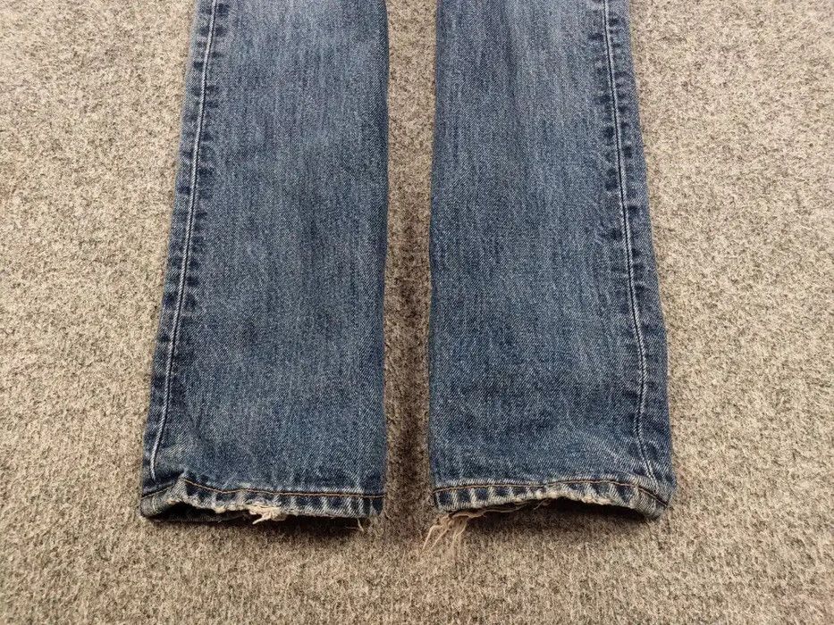 Levi's Vintage 90's Levis 501 Distressed Blue Faded Denim Jeans Size US 28 / EU 44 - 4 Thumbnail