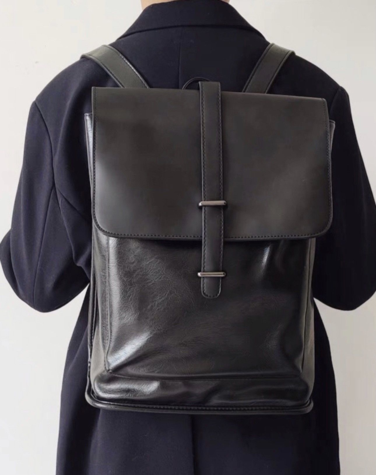 Japanese Brand Retro fashion pu leather usb port backpack y2k Size ONE SIZE - 1 Thumbnail
