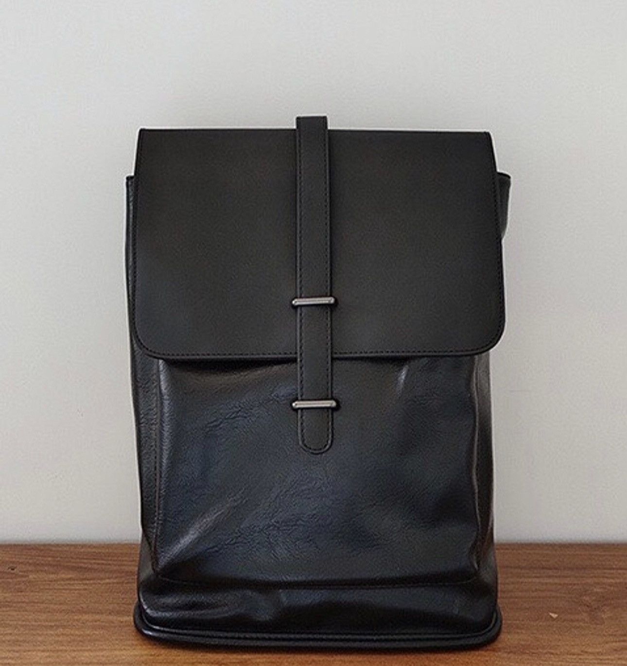 Japanese Brand Retro fashion pu leather usb port backpack y2k Size ONE SIZE - 4 Thumbnail