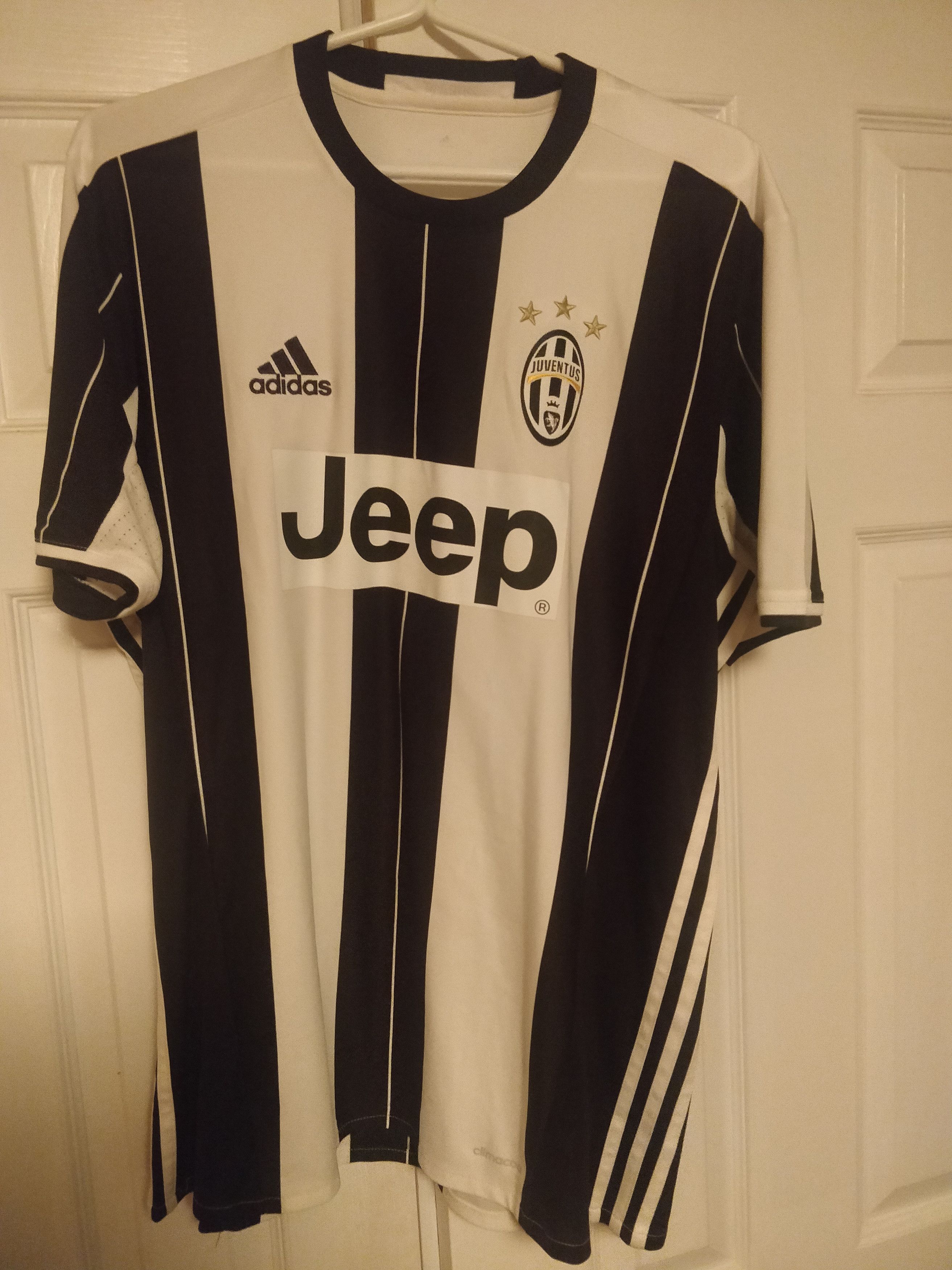 Adidas Juventus 2016 Home Jersey Adidas Size US L / EU 52-54 / 3 - 1 Thumbnail