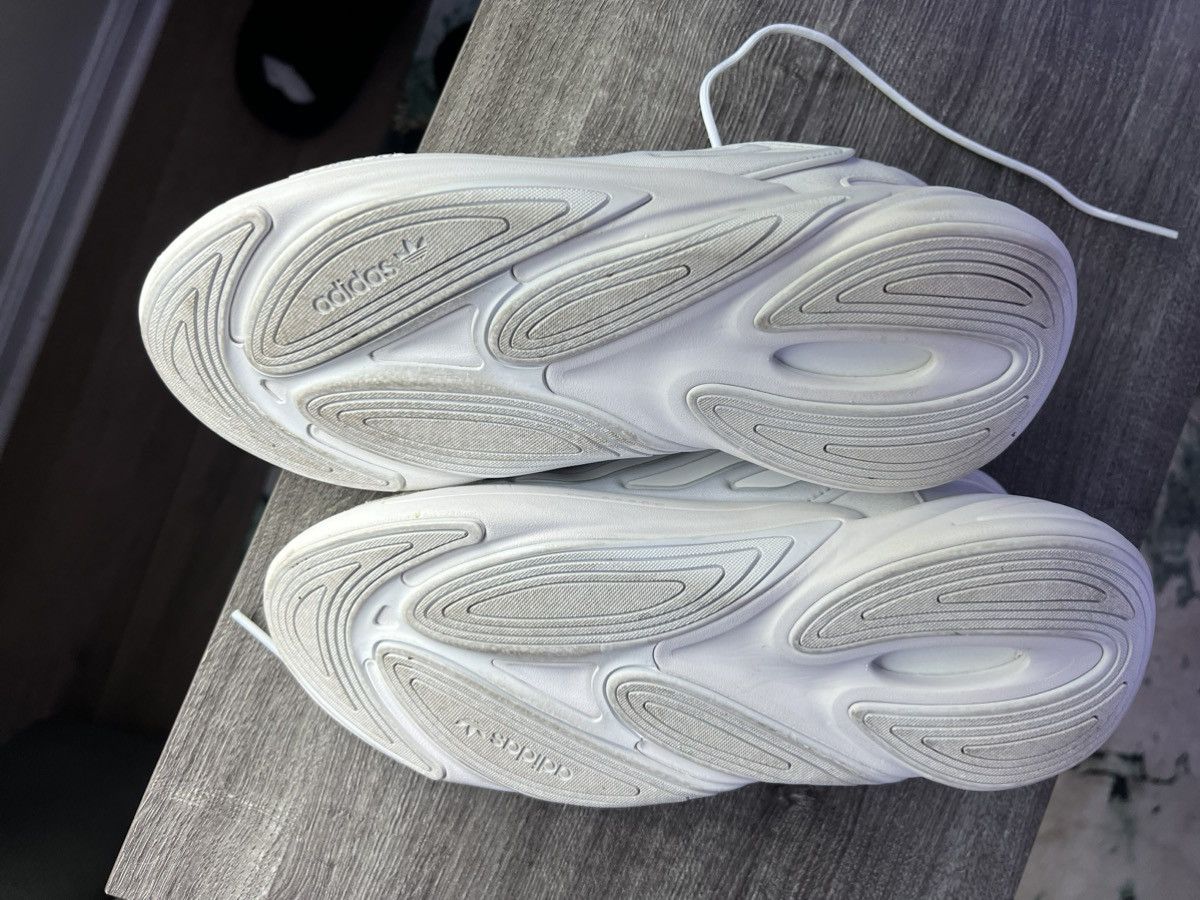 Adidas Adidas Ozelia White Reflective Size US 8.5 / EU 41-42 - 5 Thumbnail
