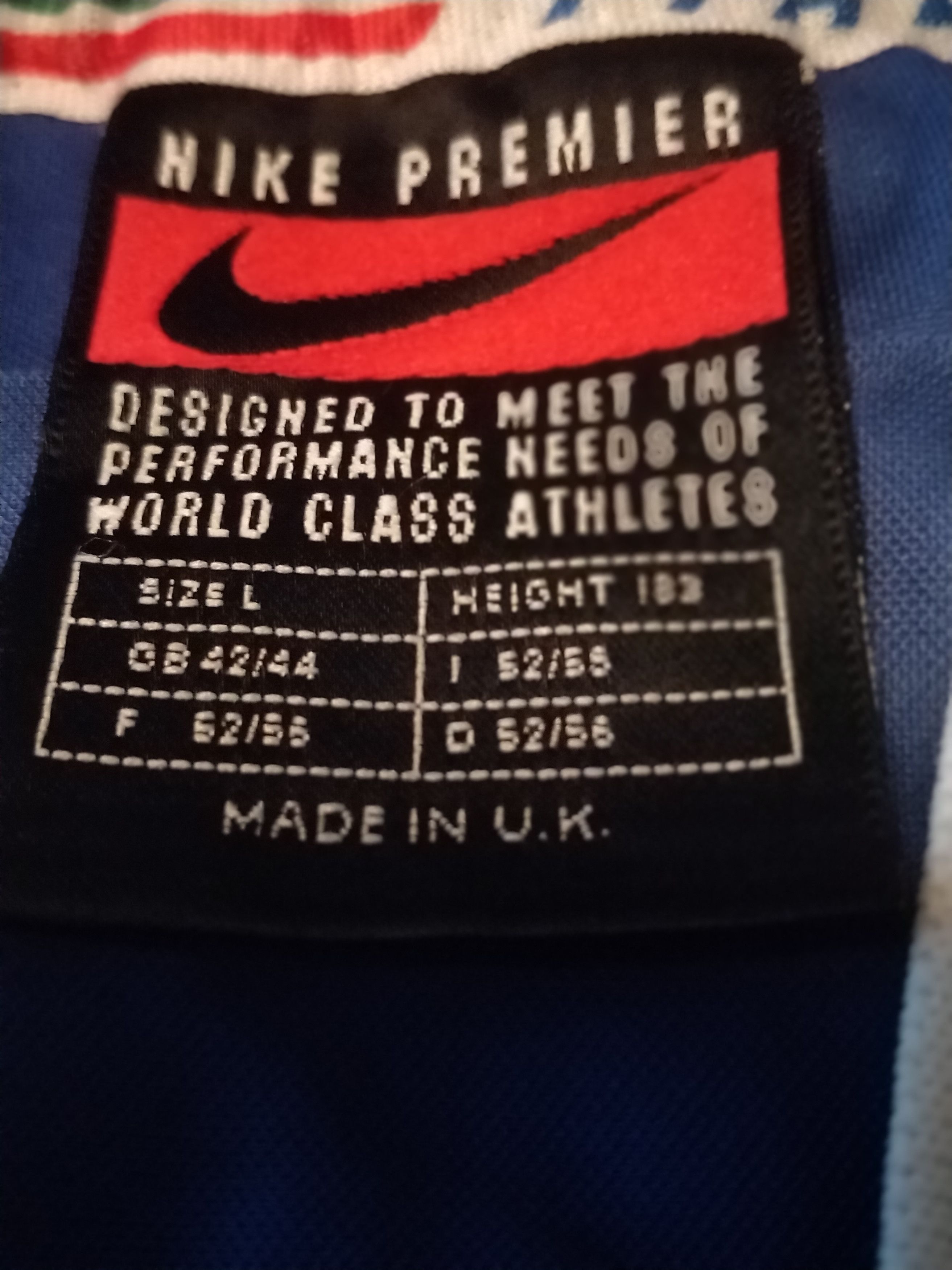 Nike Italy MINT 1996 Home Jersey Nike Size US L / EU 52-54 / 3 - 3 Thumbnail