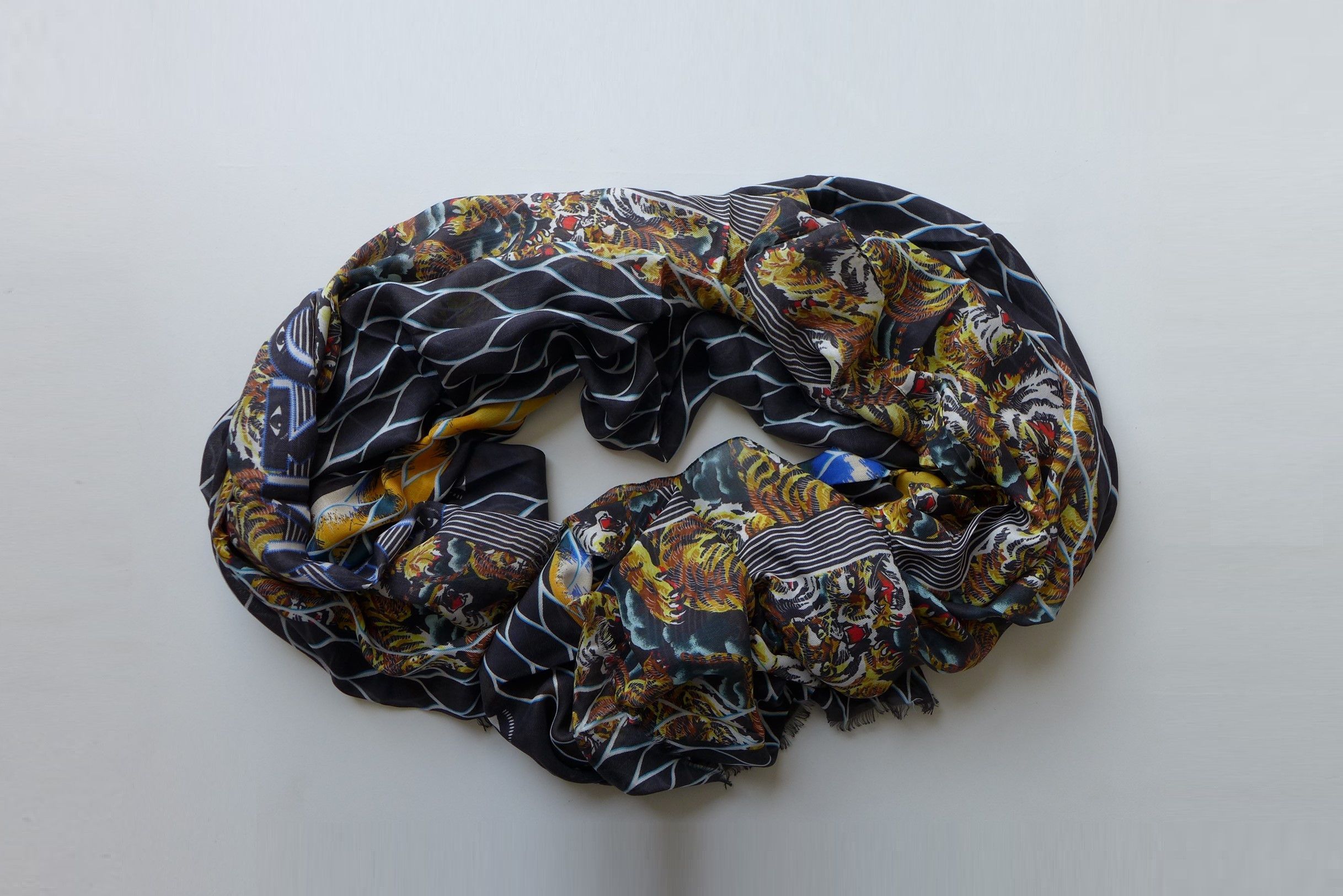 Kenzo Kenzo Multi Logo Modal Scarf Size ONE SIZE - 5 Thumbnail