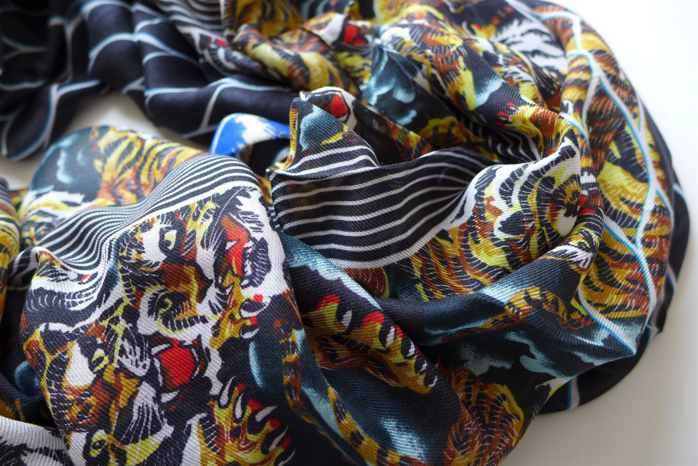 Kenzo Kenzo Multi Logo Modal Scarf Size ONE SIZE - 7 Thumbnail