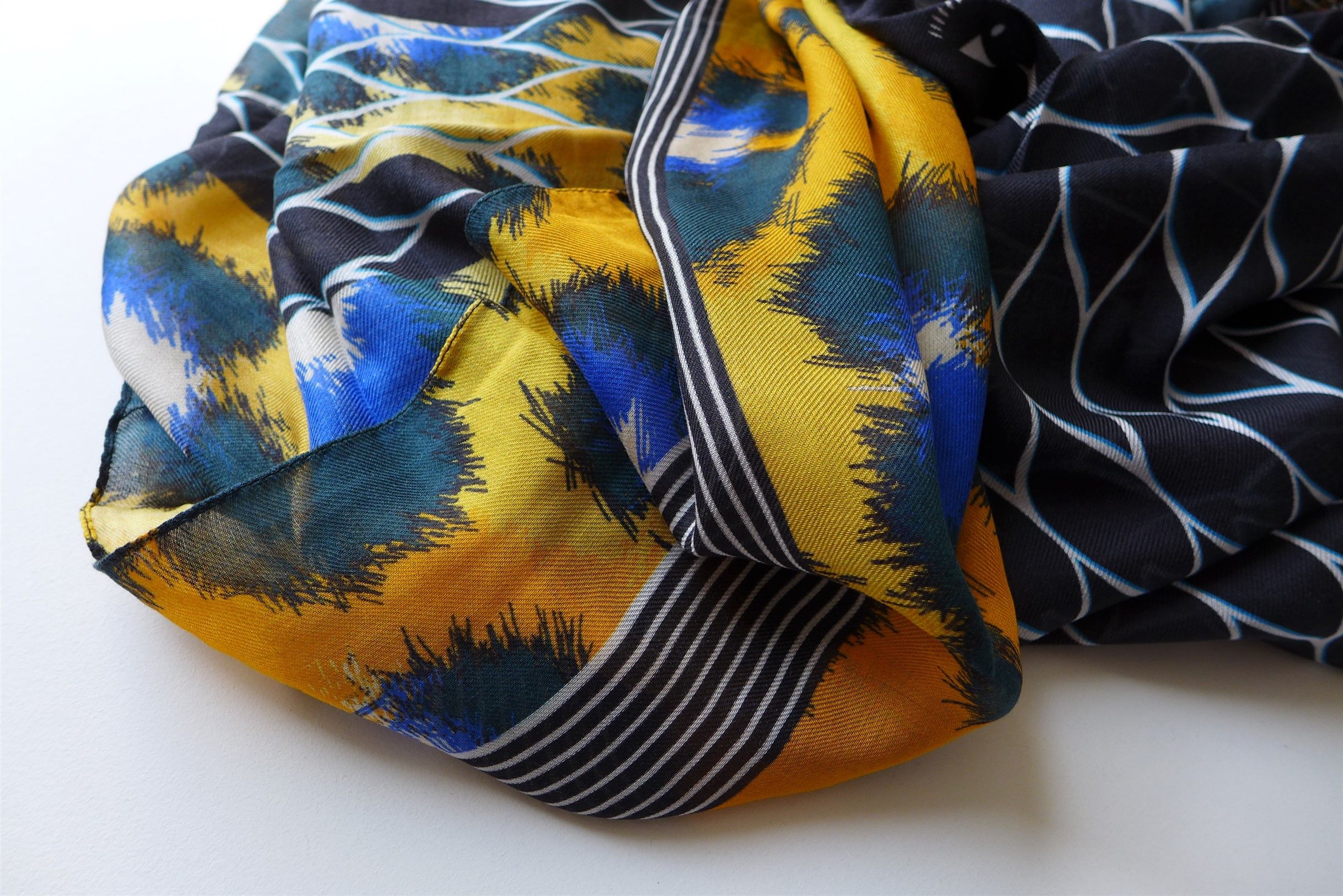 Kenzo Kenzo Multi Logo Modal Scarf Size ONE SIZE - 4 Thumbnail