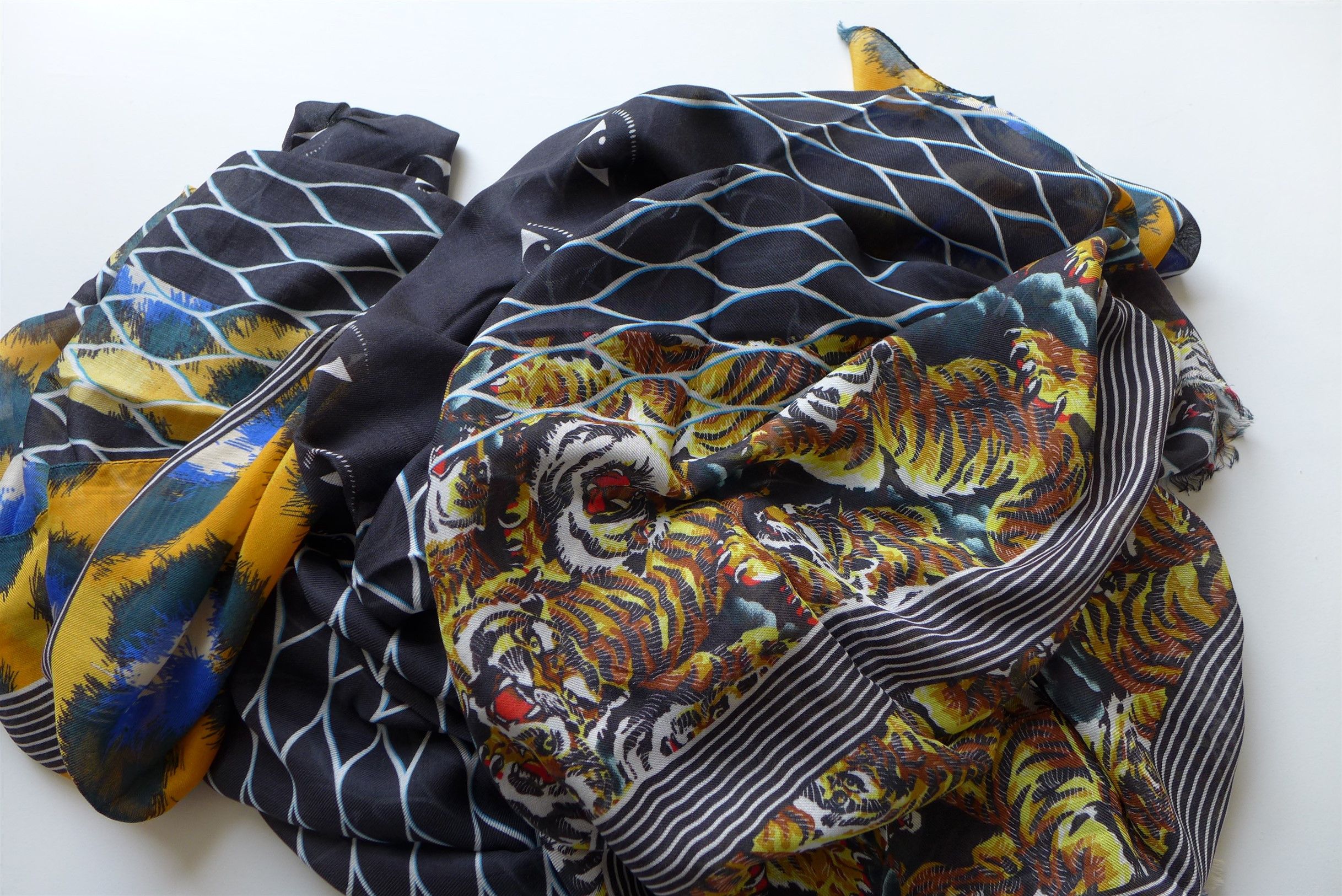 Kenzo Kenzo Multi Logo Modal Scarf Size ONE SIZE - 3 Thumbnail