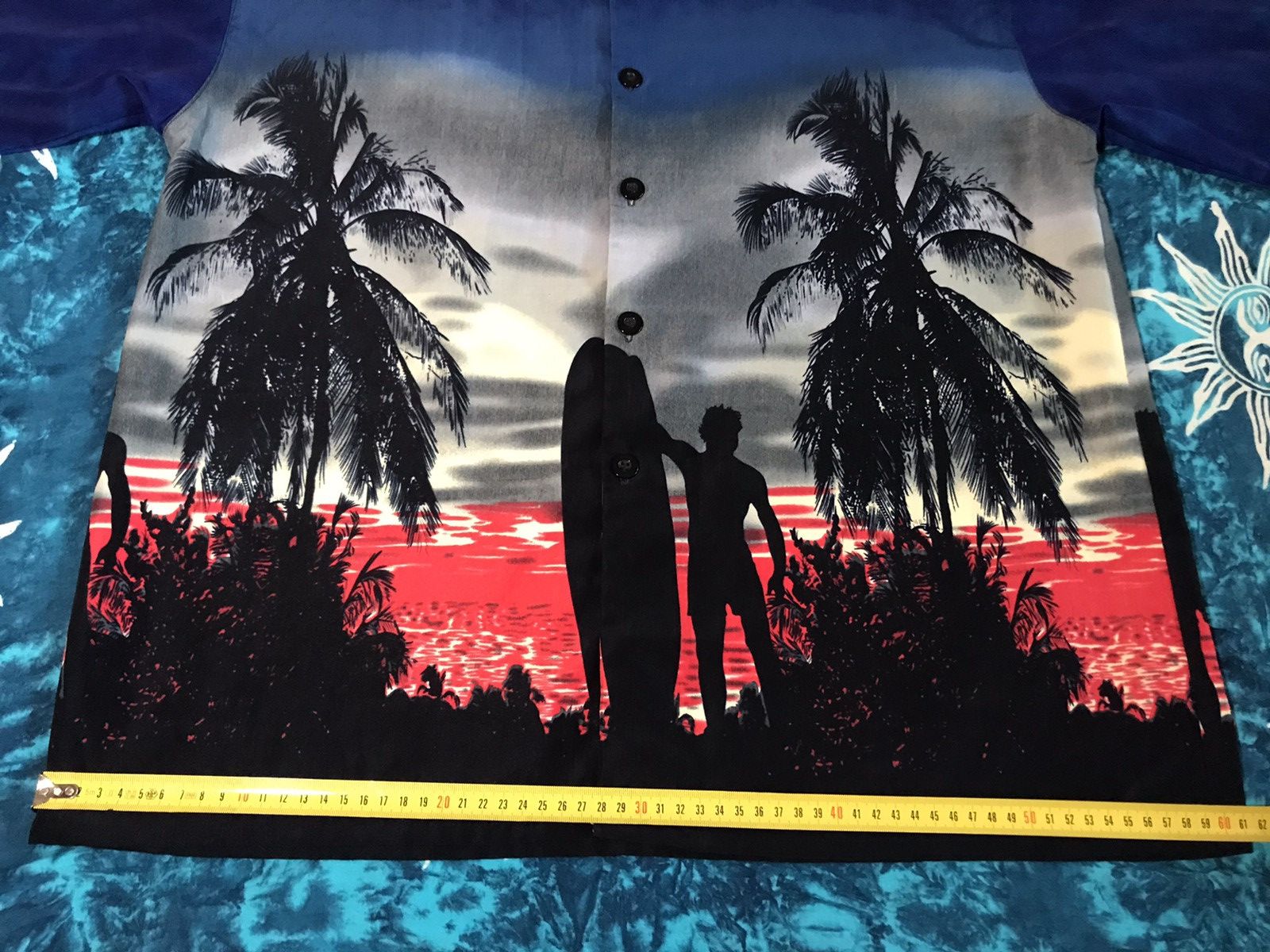 Vintage Vintage Hundred Continent Hawaiian Shirt Collar Y2K Size US XL / EU 56 / 4 - 2 Thumbnail