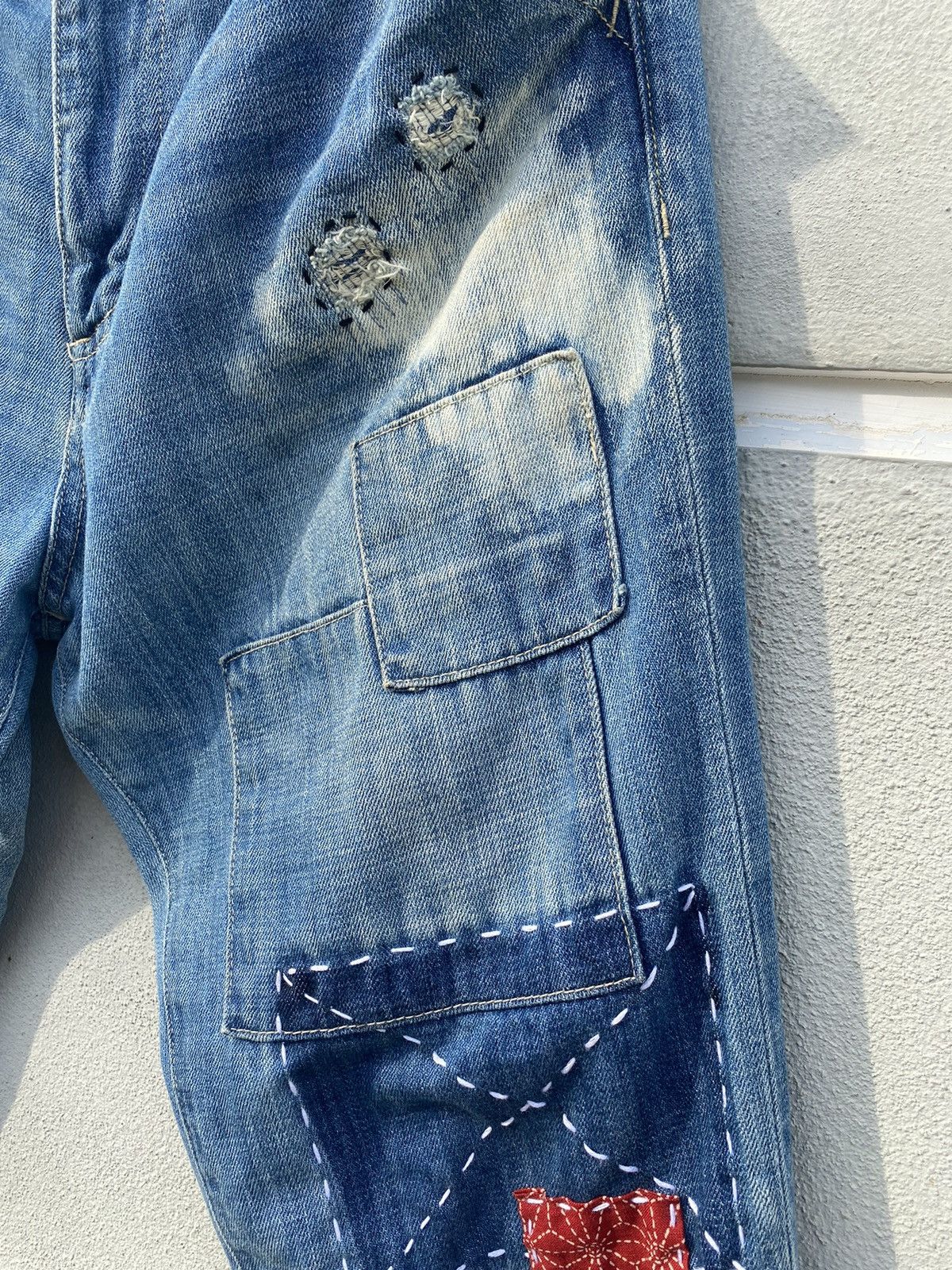 Designer 🔥 Steals 🔥 Distressed Sashiko Niko and … Jeans Size US 33 - 7 Thumbnail