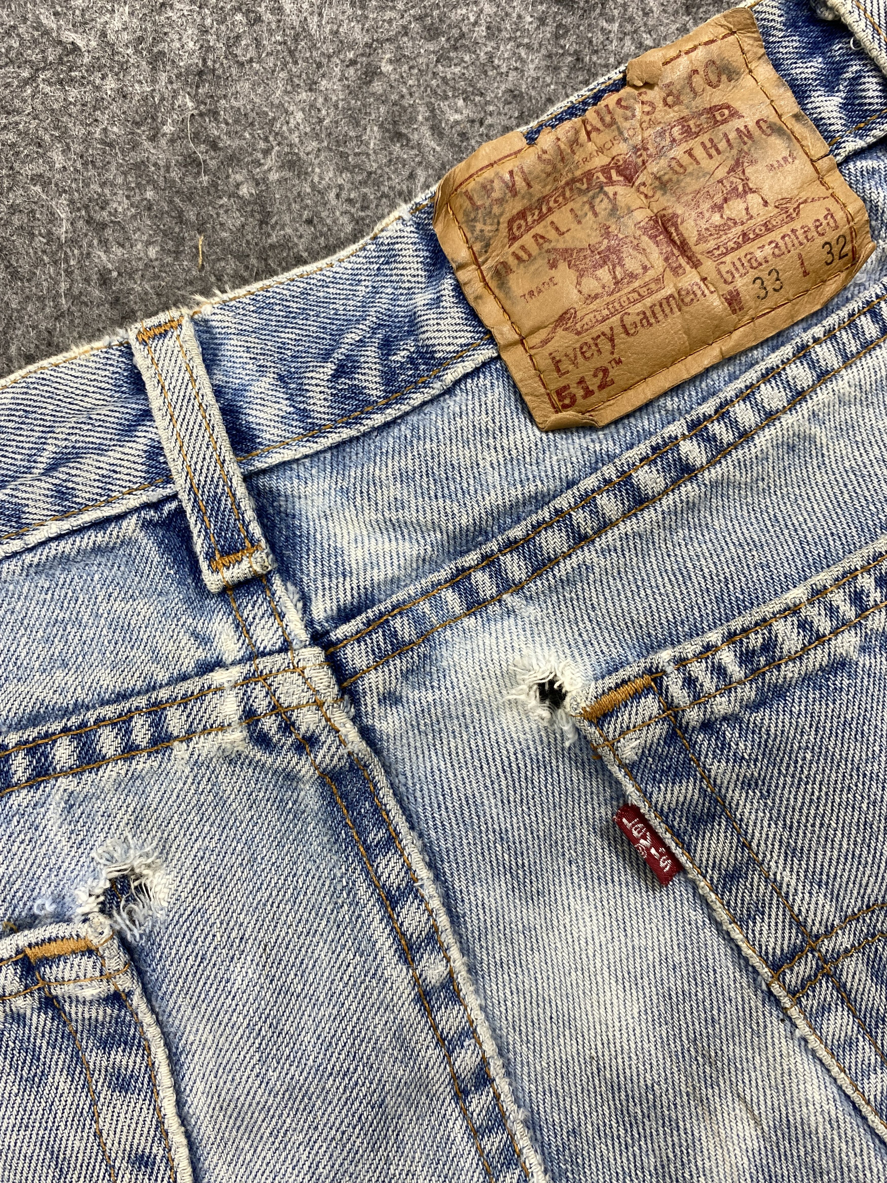Levi's Light Blue Wash Vintage Levi's 512 Slim 31x32 Denim -JN1262 Size US 31 - 10 Thumbnail