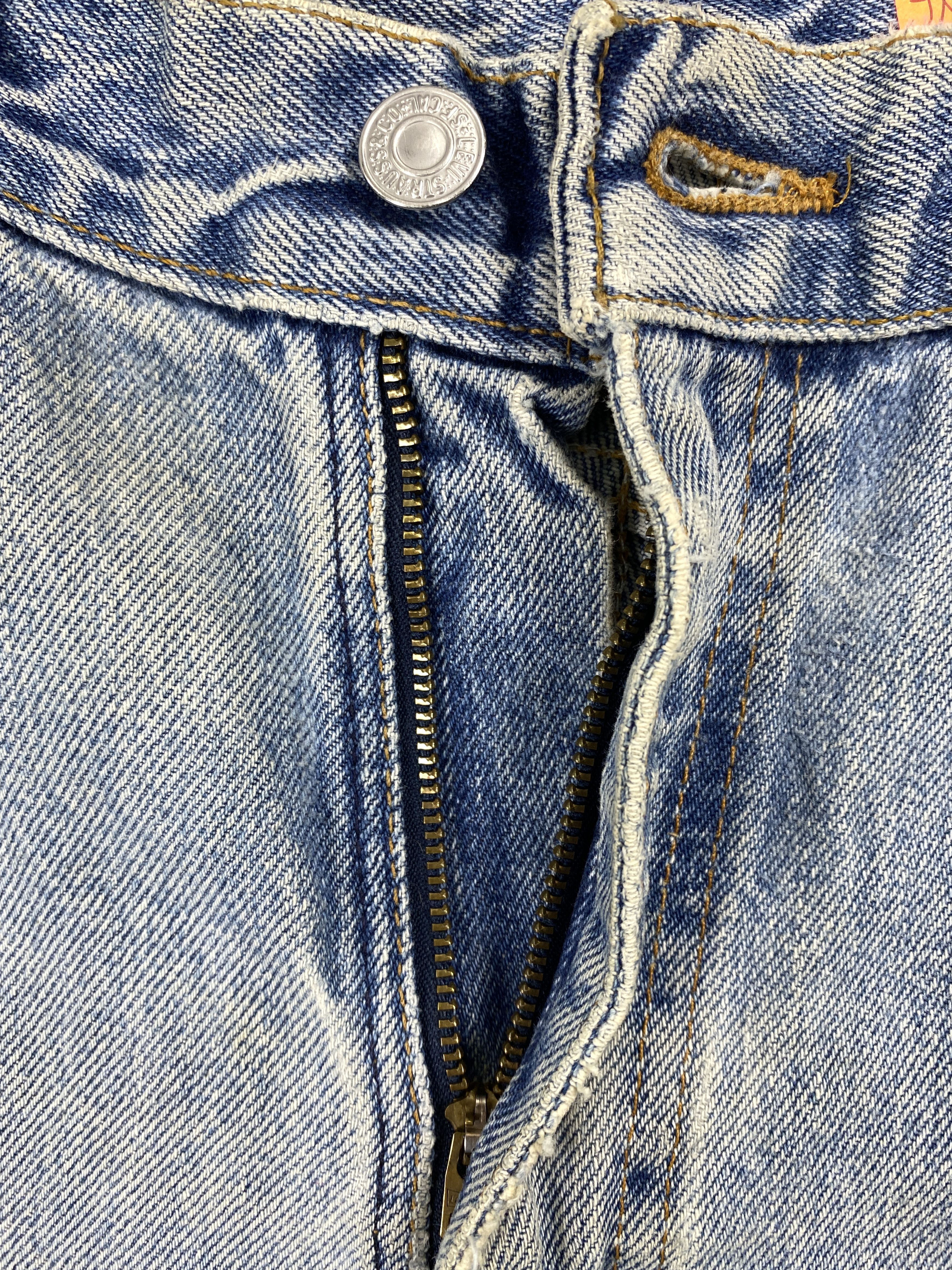 Levi's Light Blue Wash Vintage Levi's 512 Slim 31x32 Denim -JN1262 Size US 31 - 6 Thumbnail
