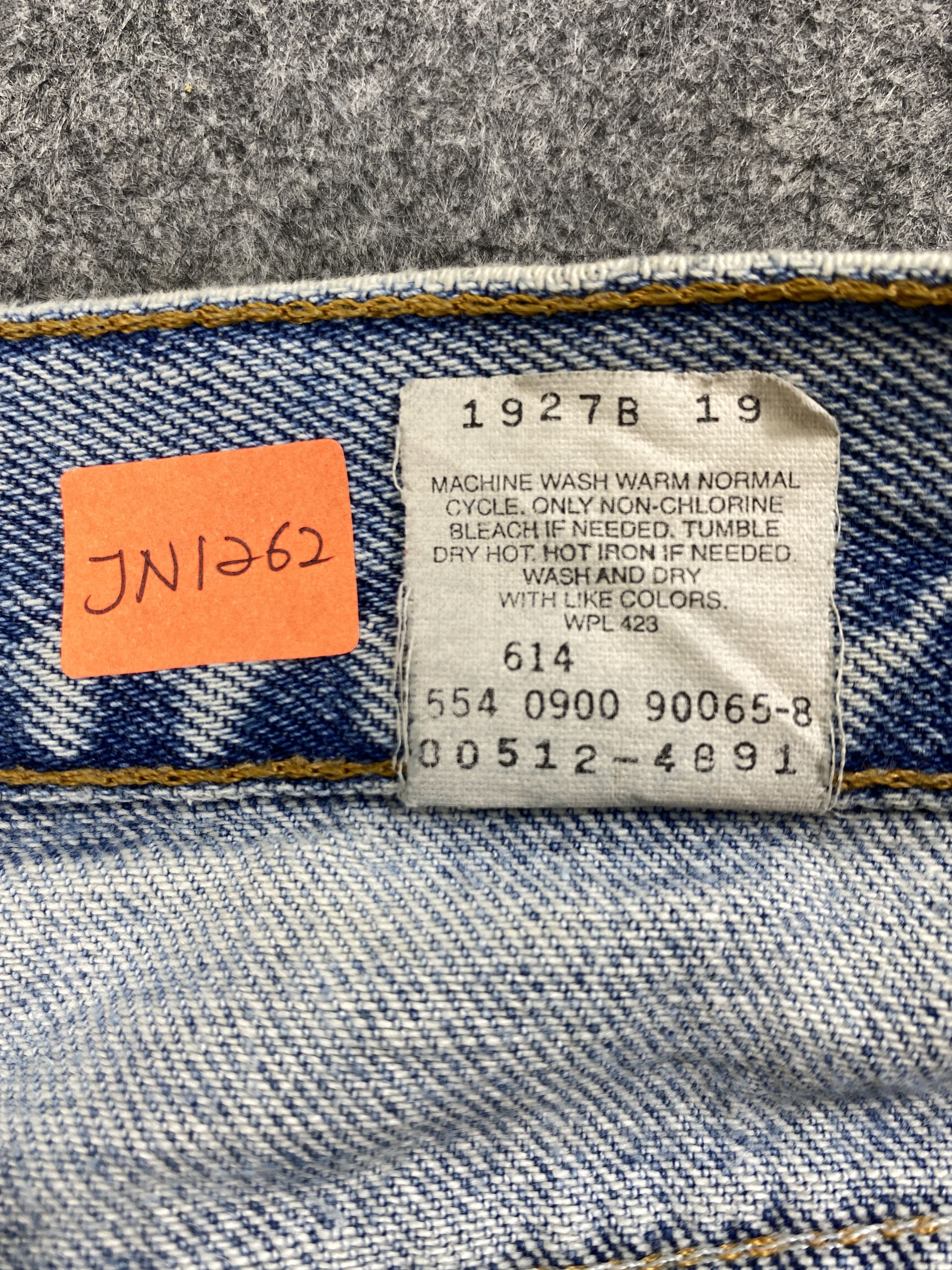 Levi's Light Blue Wash Vintage Levi's 512 Slim 31x32 Denim -JN1262 Size US 31 - 9 Thumbnail