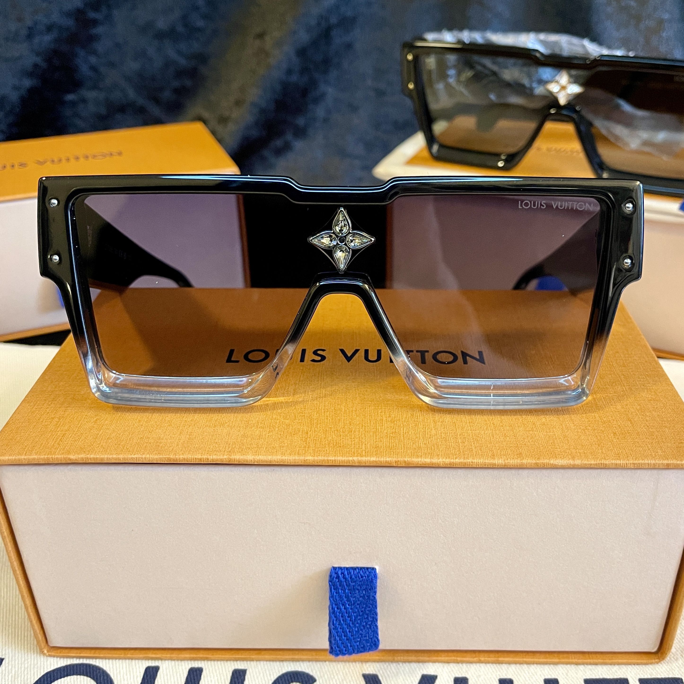 Louis Vuitton LOUIS VUITTON CYCLONE SUNGLASSES GRADIENT BLACK Grailed
