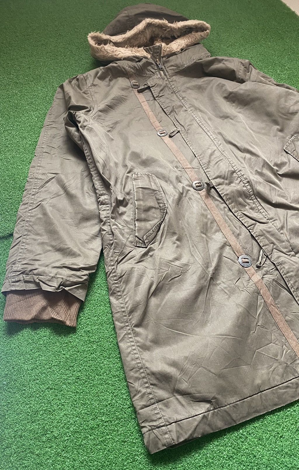 Edition Japan SHUCA PARKA Size US L / EU 52-54 / 3 - 3 Thumbnail