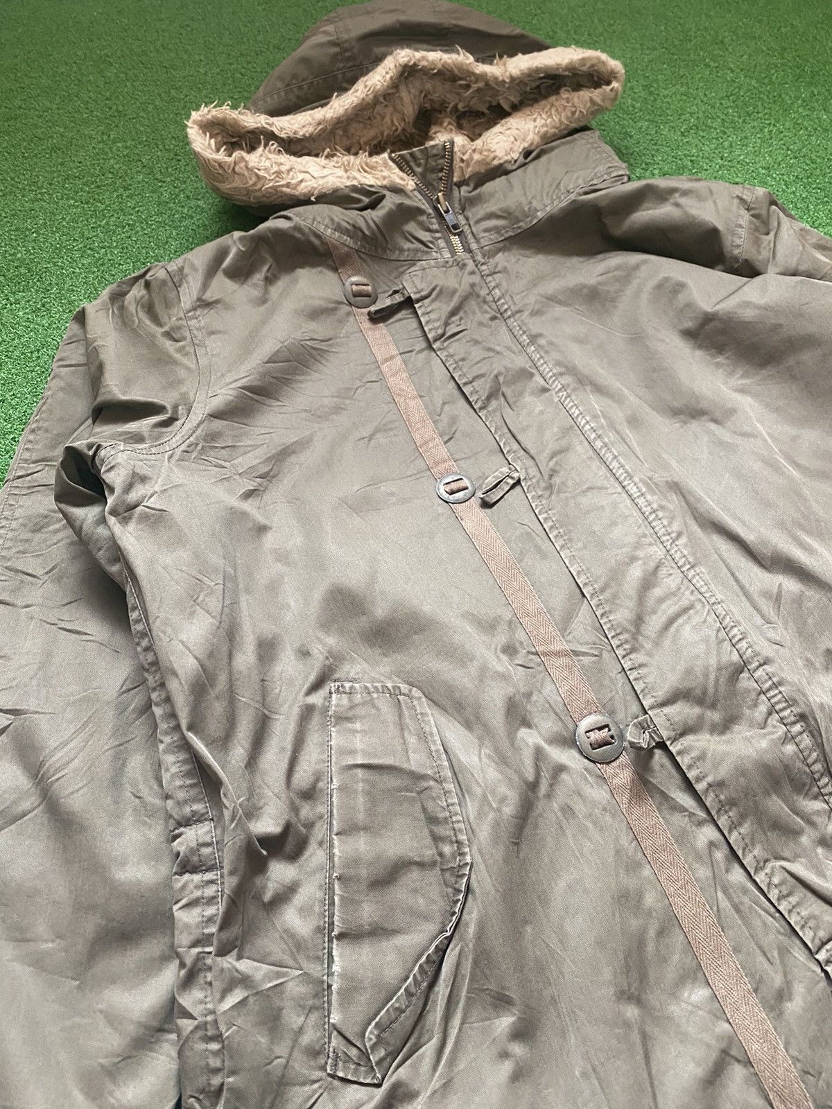 Edition Japan SHUCA PARKA Size US L / EU 52-54 / 3 - 5 Thumbnail