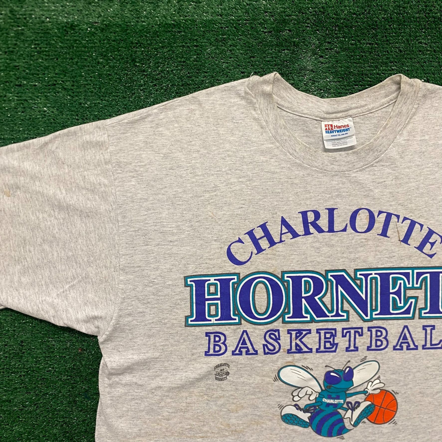 NBA Vintage 90s Essential Charlotte Hornets Basketball T-Shirt Size US XL / EU 56 / 4 - 2 Thumbnail