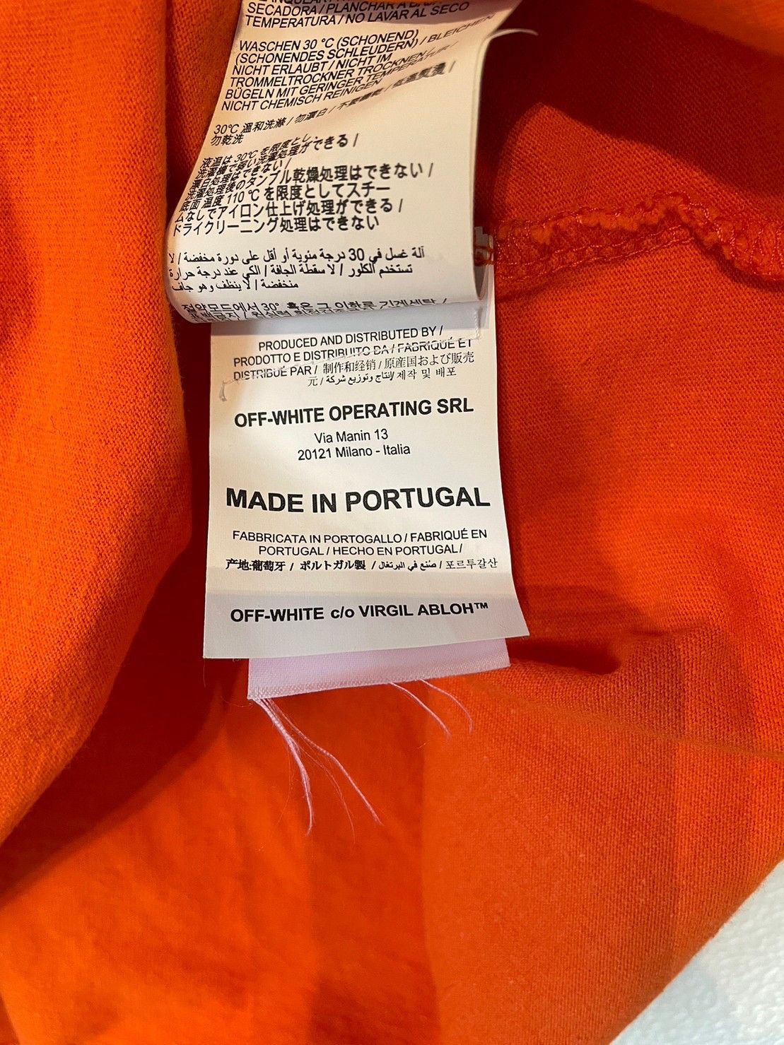 Off-White Acrylic Arrow Tee Size US L / EU 52-54 / 3 - 8 Thumbnail
