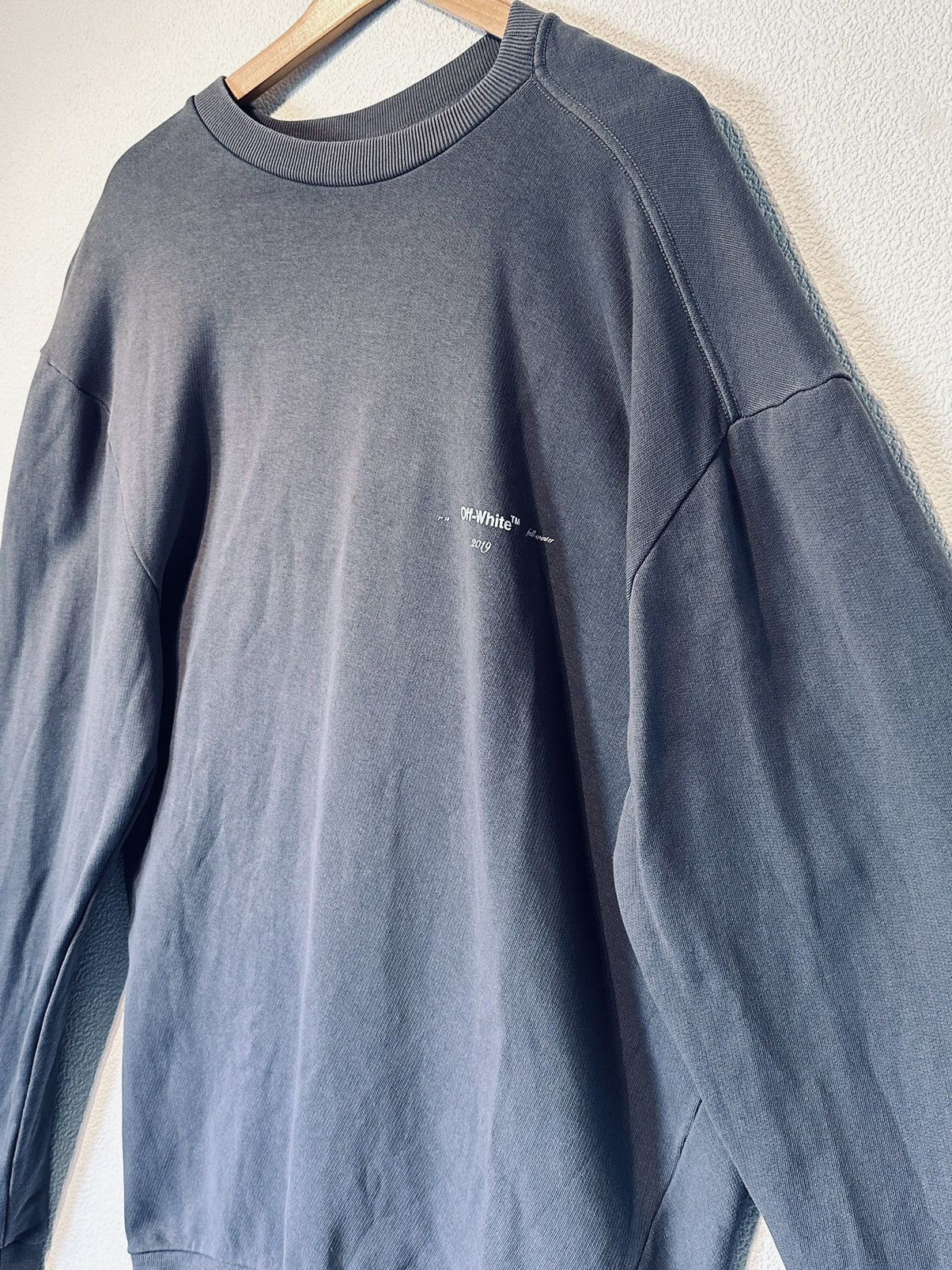 Off-White Off-White Twisted Crewneck Sweatshirt Size US L / EU 52-54 / 3 - 1 Thumbnail