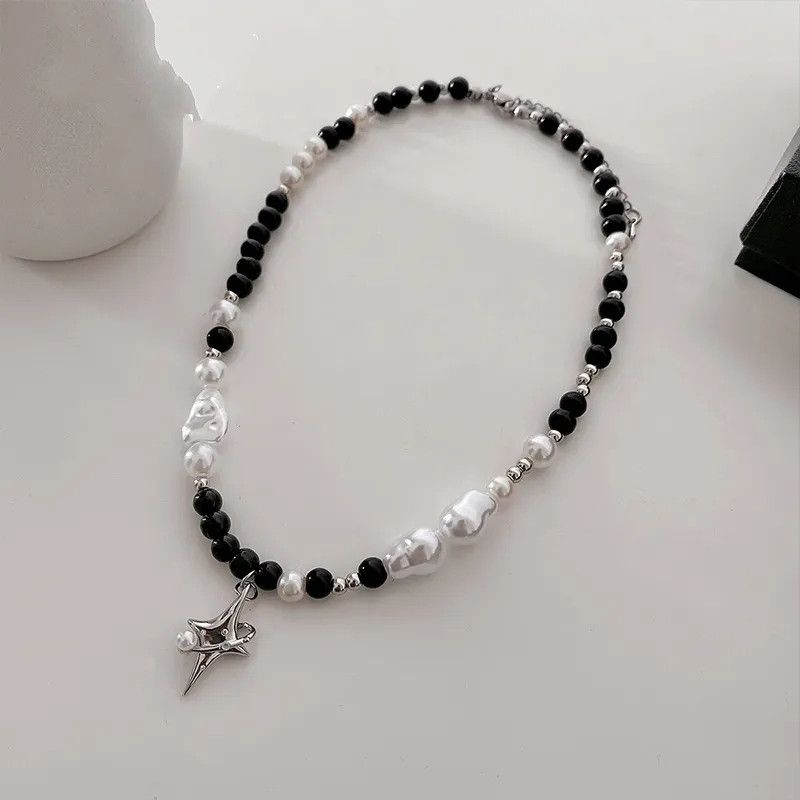 Japanese Brand Black White Pearl Necklace Size ONE SIZE - 2 Thumbnail