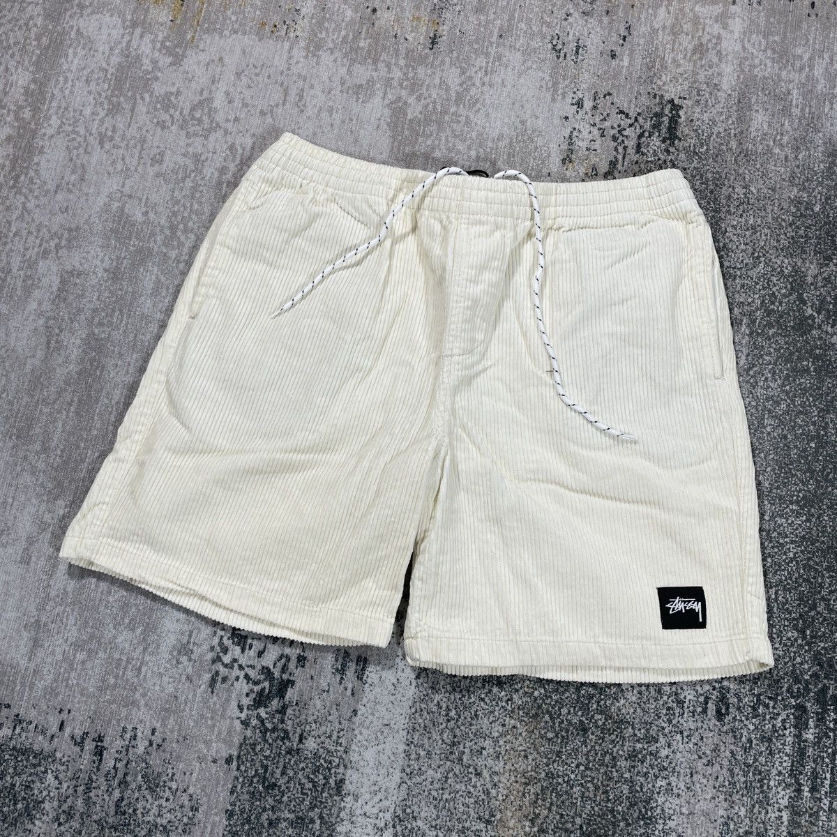 Stussy WIDE WALE STUSSY BOX LOGO SHORTS // 32” Size US 32 / EU 48 - 1 Thumbnail