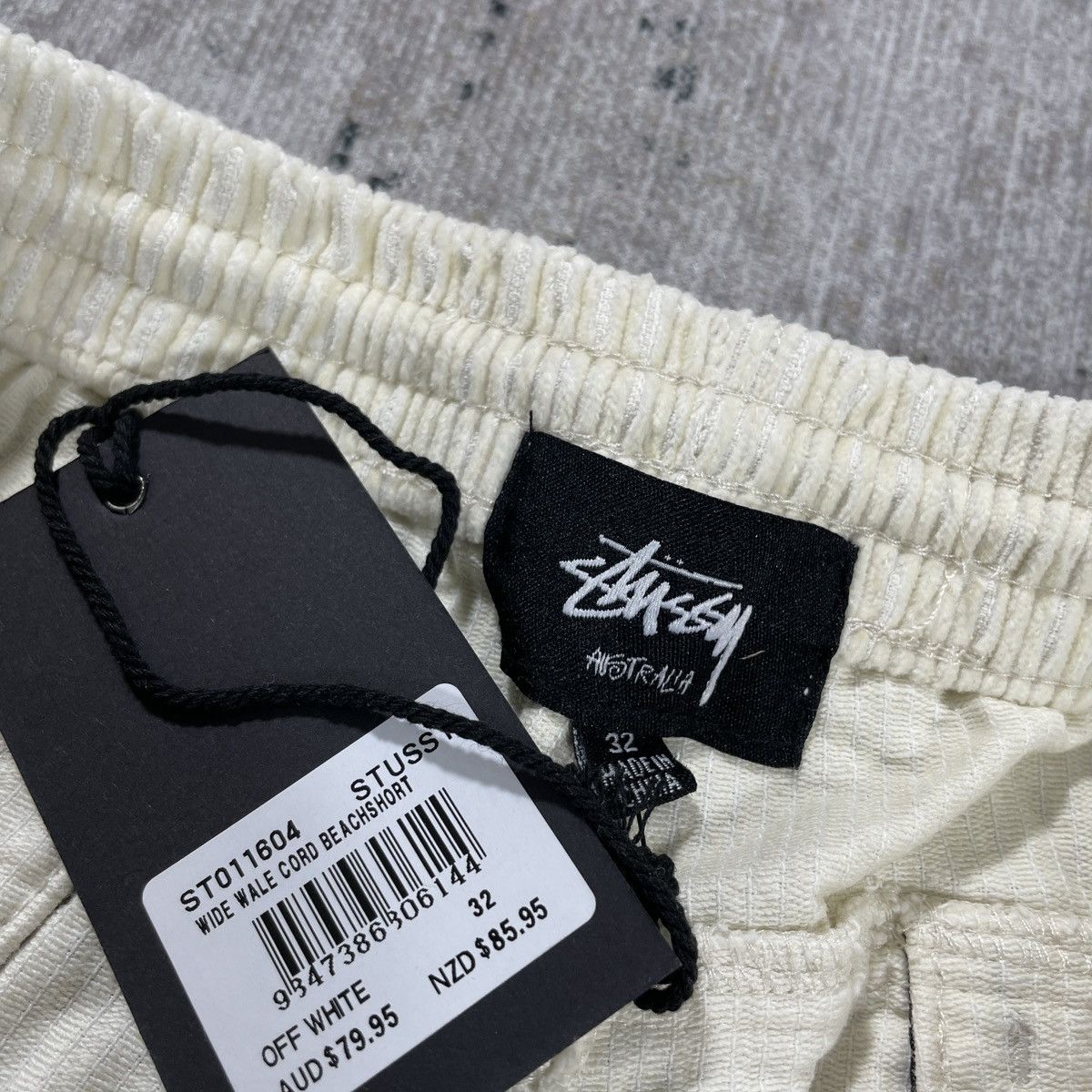 Stussy WIDE WALE STUSSY BOX LOGO SHORTS // 32” Size US 32 / EU 48 - 3 Thumbnail