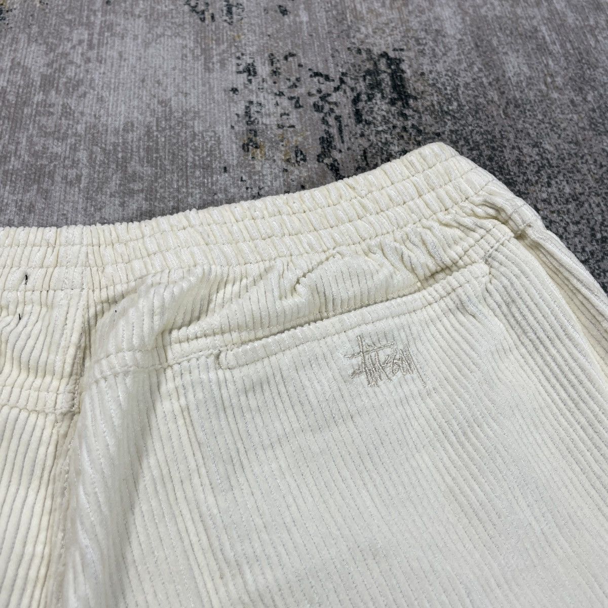 Stussy WIDE WALE STUSSY BOX LOGO SHORTS // 32” Size US 32 / EU 48 - 6 Thumbnail