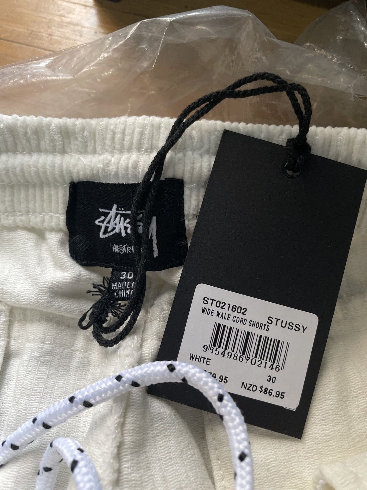 Stussy STUSSY WIDE WALE SHORTS WHITE // 30” Size US 30 / EU 46 - 6 Thumbnail