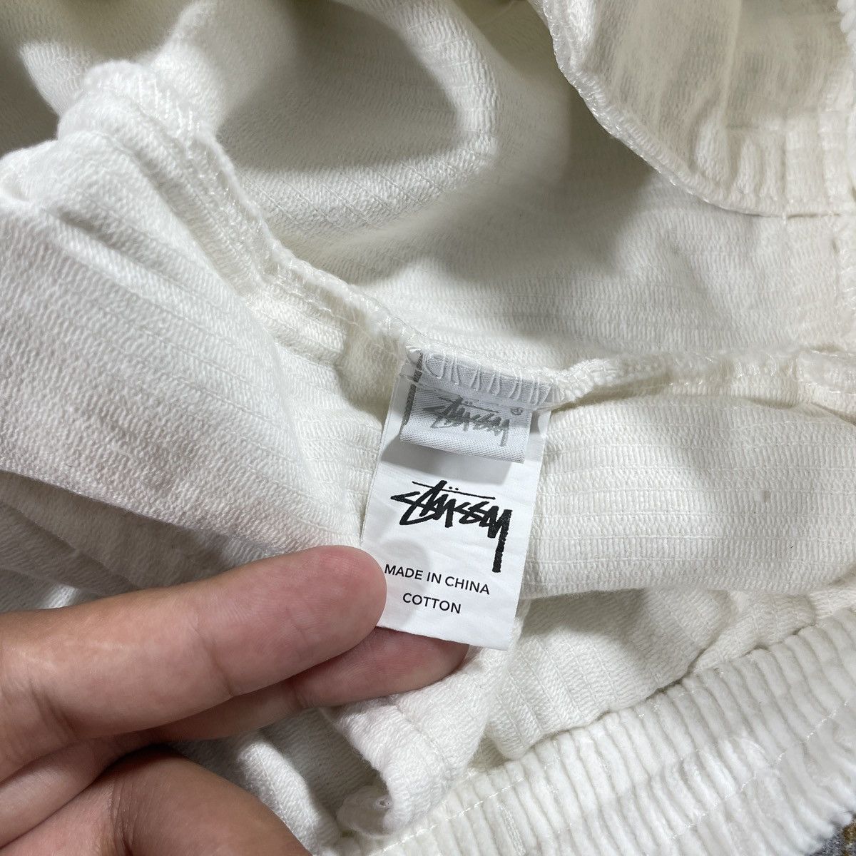 Stussy STUSSY WIDE WALE SHORTS WHITE // 30” Size US 30 / EU 46 - 7 Thumbnail