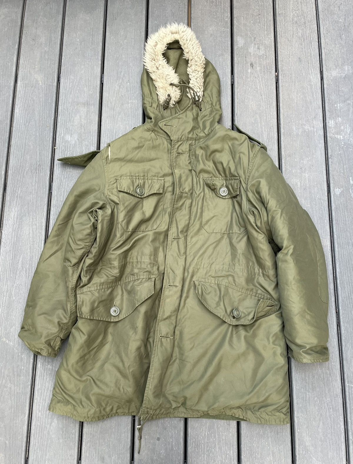 Vintage Genuine 1980s US Army Parka, Extreme Cold Weather Fishtail Jacket deals Size M