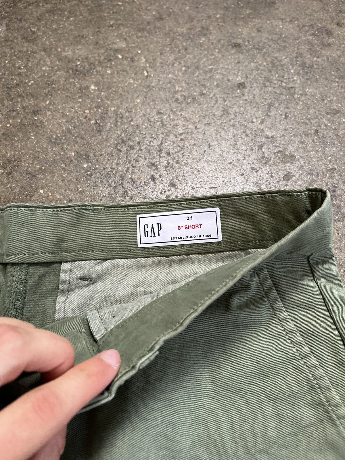 Gap Gap Chino Shorts Size US 31 - 3 Thumbnail
