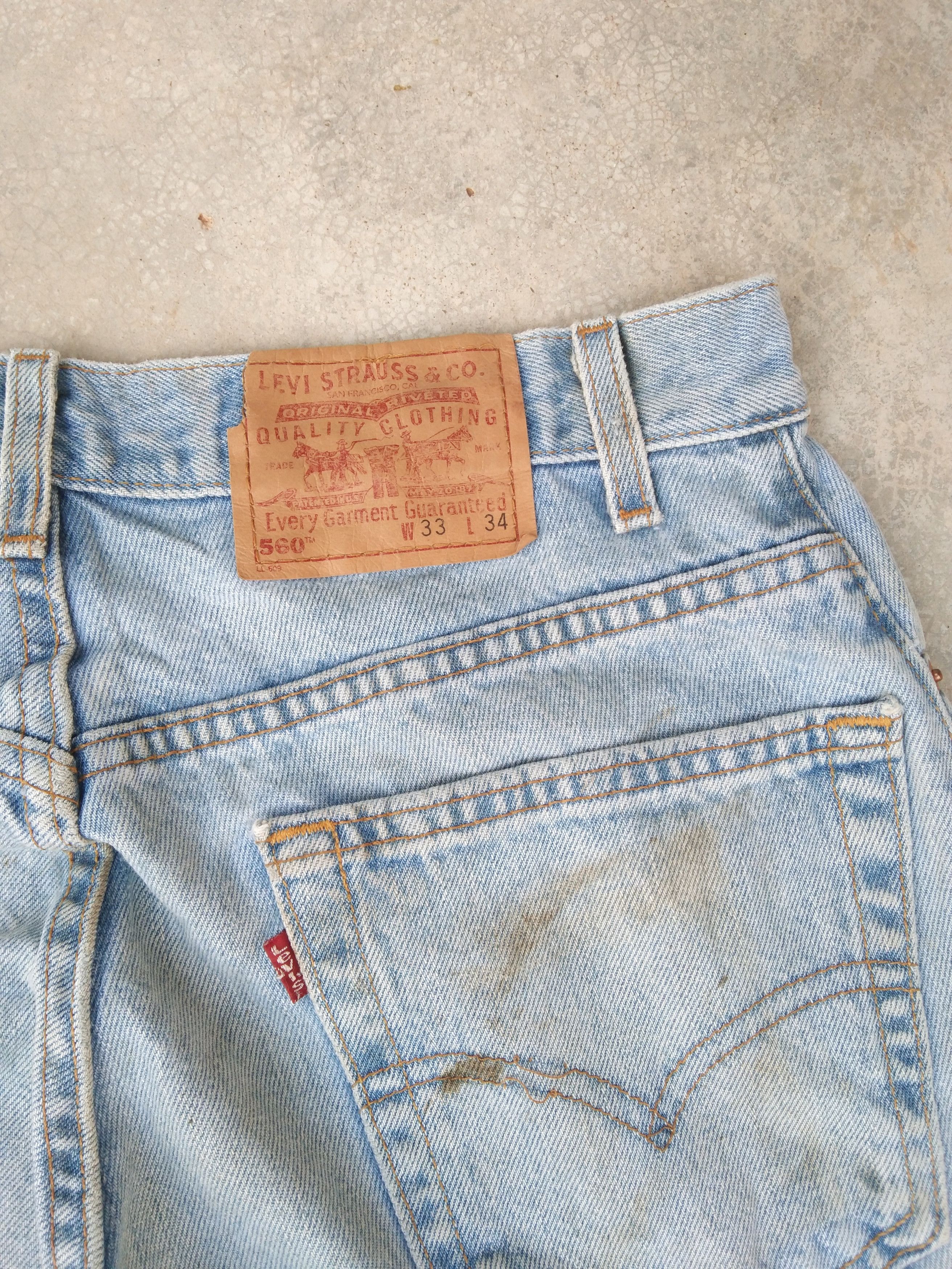 Levi's Vintage Levi's Jeans 560 Made In USA Dirty Distressed Denim Size US 33 - 3 Thumbnail