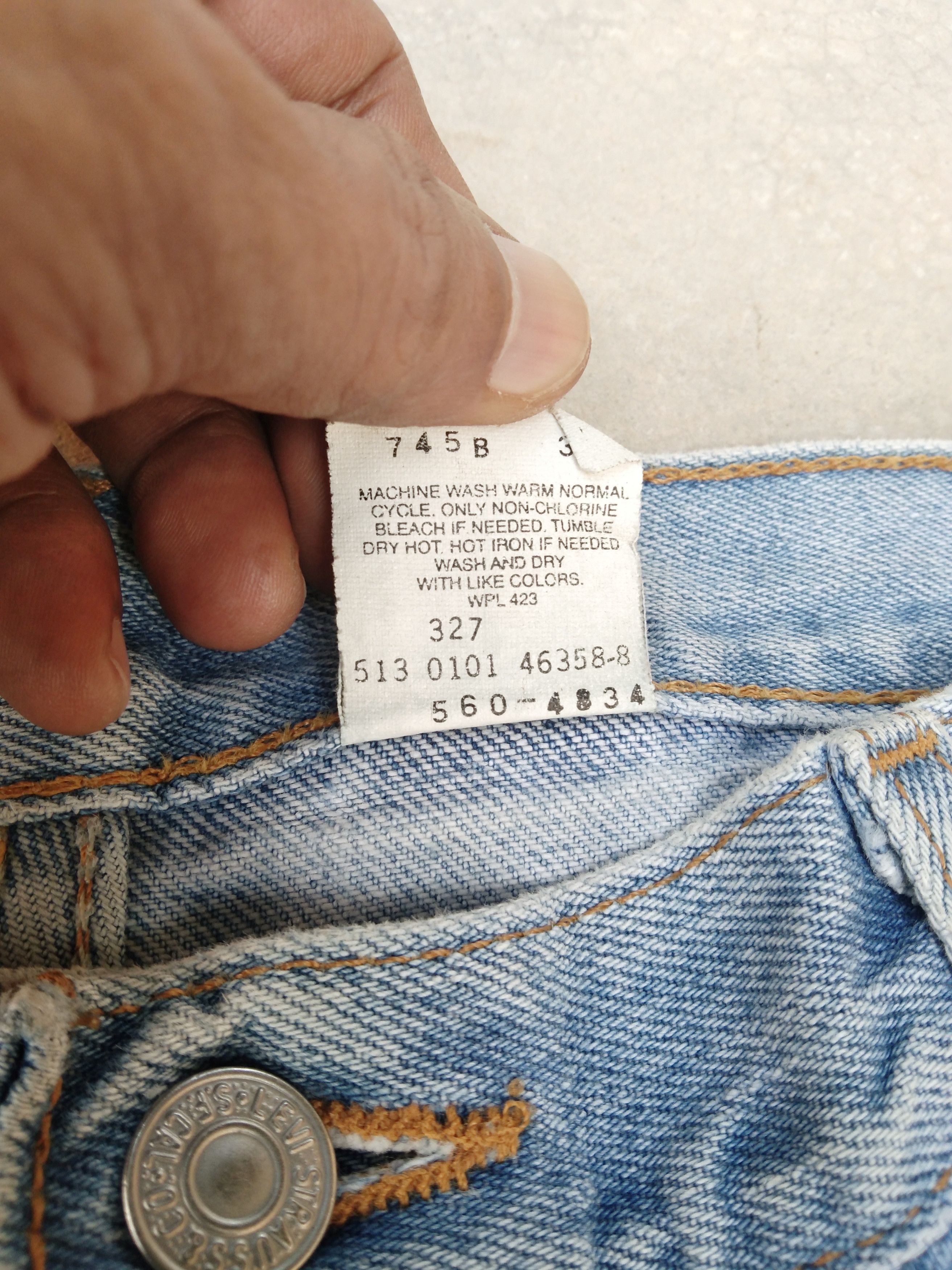 Levi's Vintage Levi's Jeans 560 Made In USA Dirty Distressed Denim Size US 33 - 7 Thumbnail