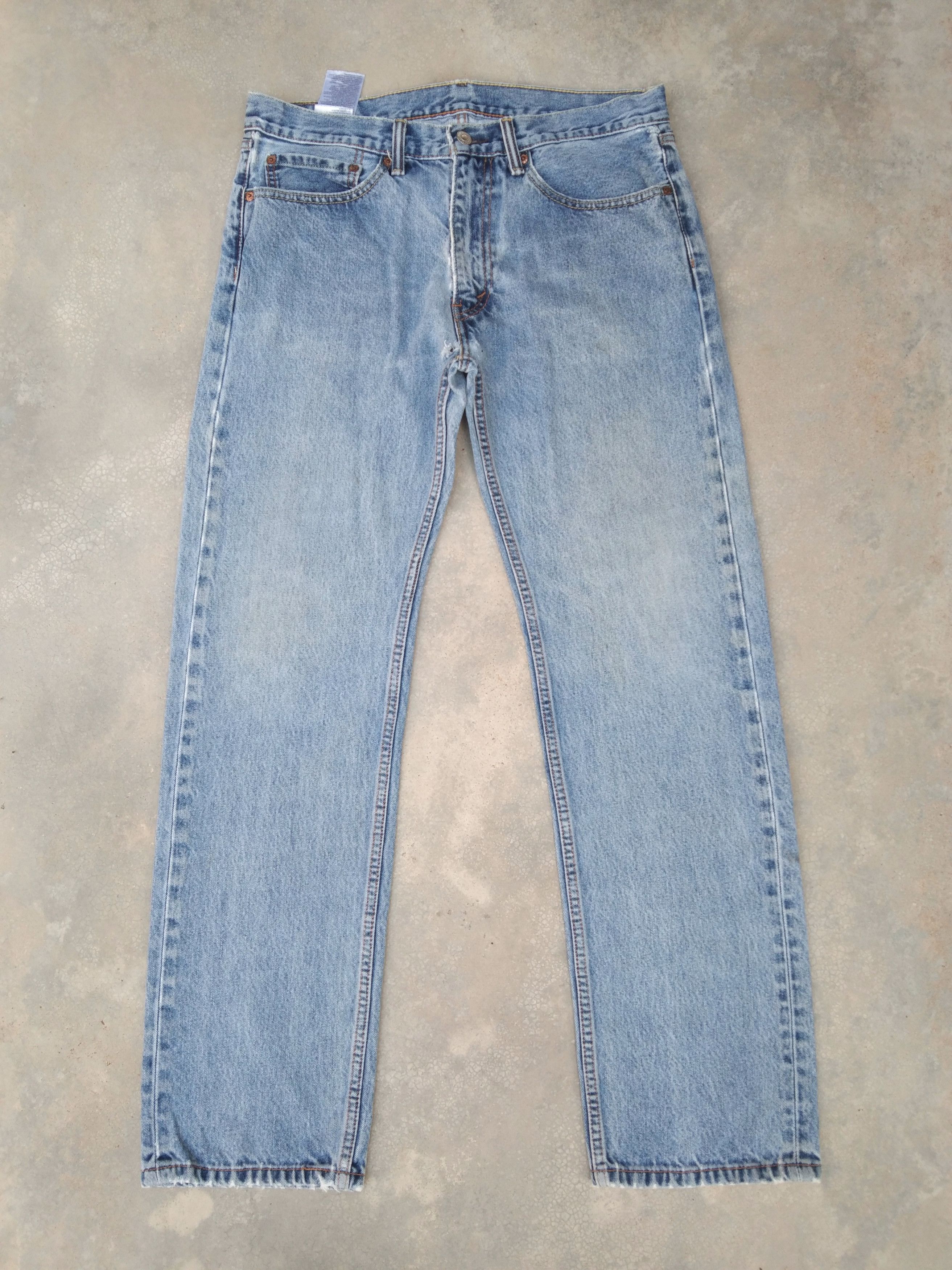 Jean × Levi's × Vintage Vintage Levis 505 Blue Washed Distressed Jeans 34x32 Size US 34 / EU 50 - 1 Thumbnail